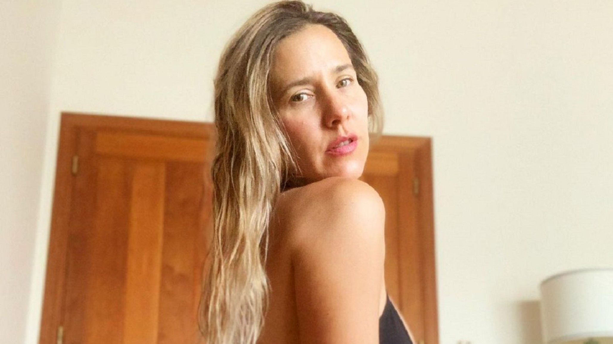 Julieta Camaño enloquece las redes con una foto en bikini color nude ¡Fuego!