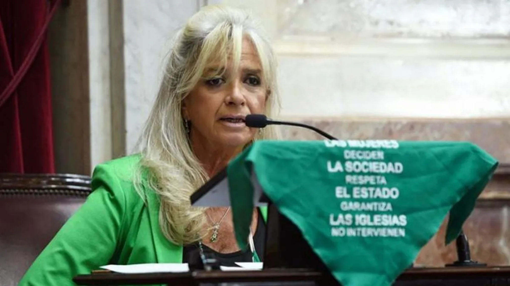 Trataron a la jueza que suspendió la ley del aborto de “descerebrada e irresponsable”