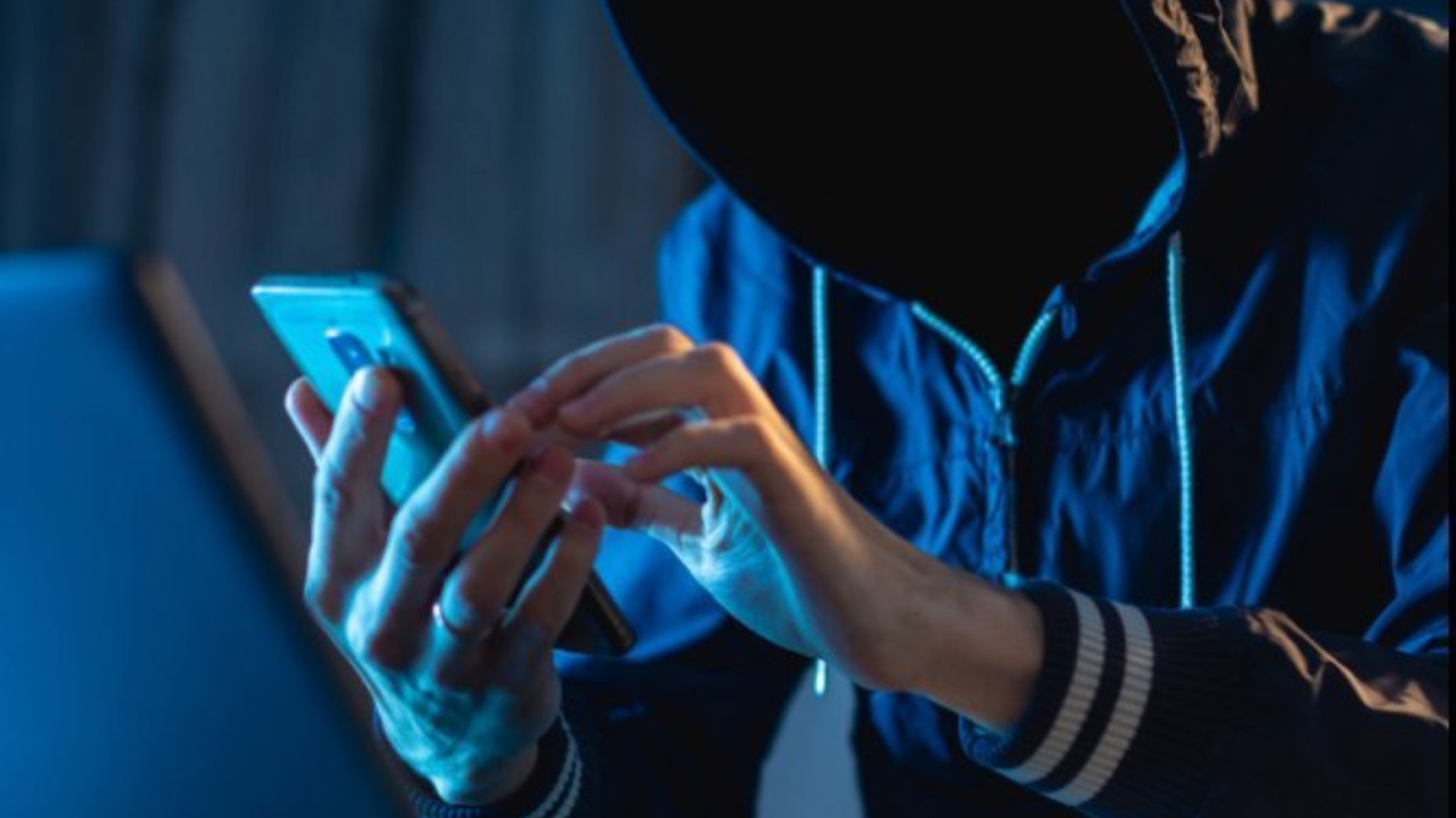 Alertan a comodorenses sobre “no exponer datos personales”