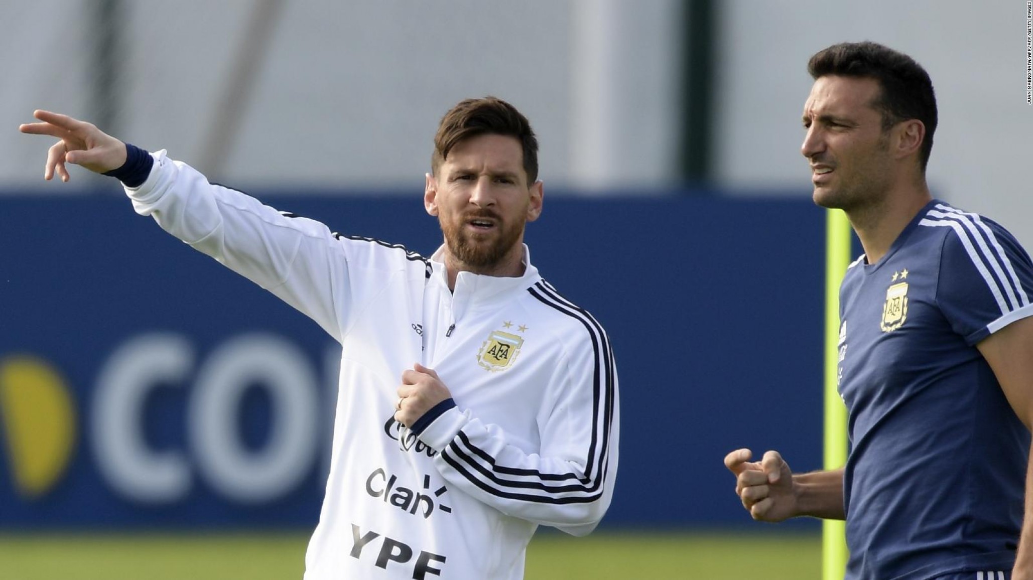 Scaloni aseguró que Lionel Messi “gane o no gane seguirá siendo el mejor futbolista de la historia”