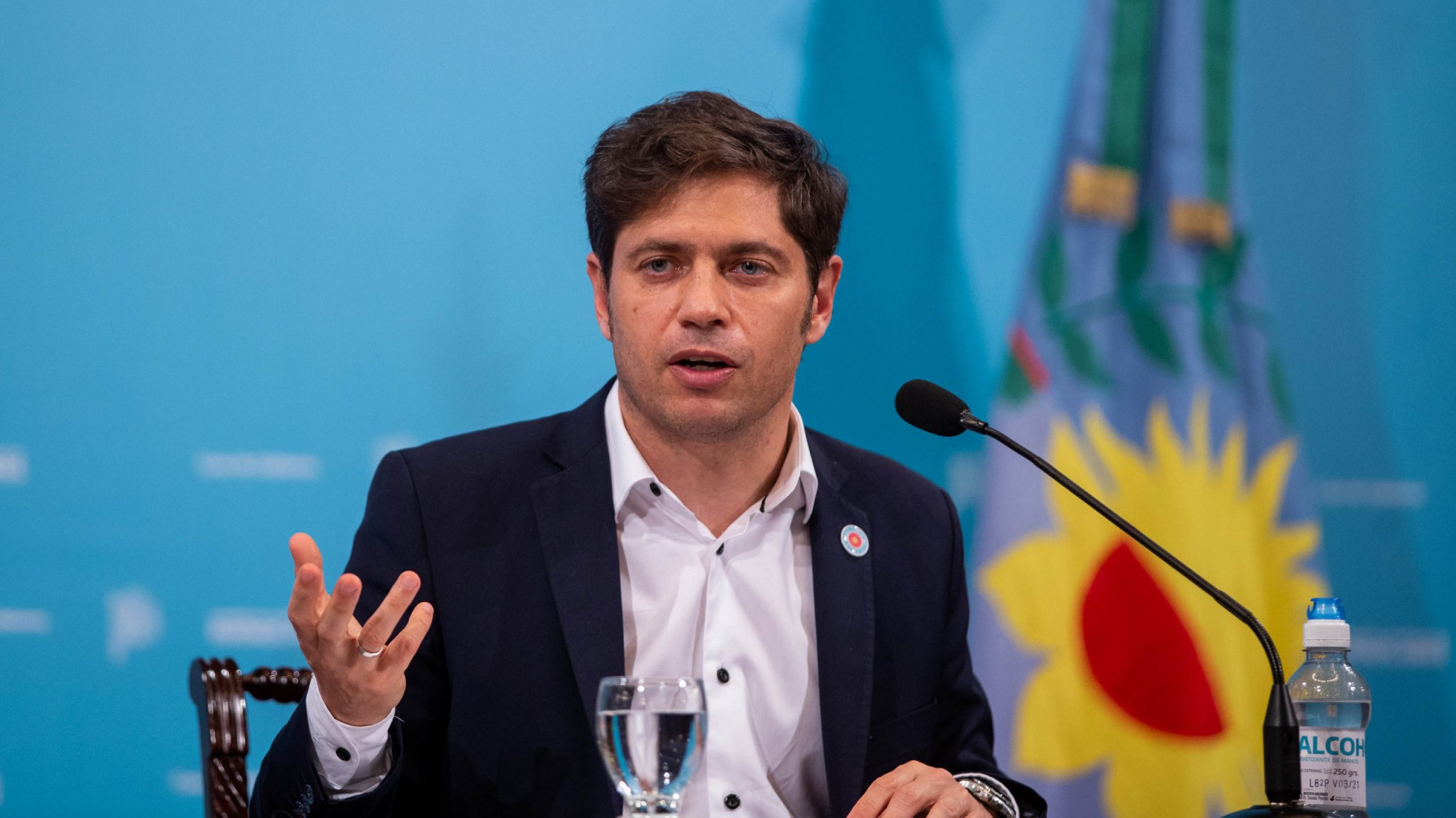 Axel Kicillof agradeció “a los pibes y las pibas por su responsabilidad en pandemia”