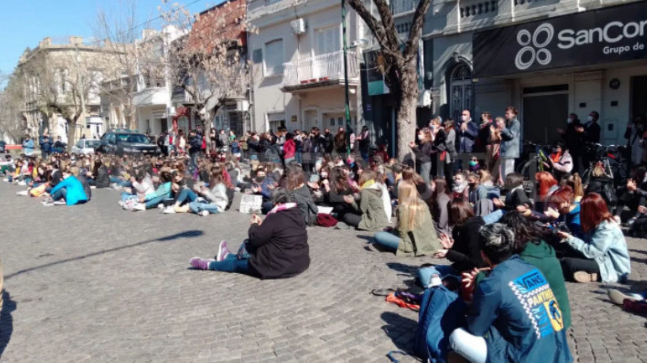 Niña de 7 años fue abusada en el baño de colegio católico