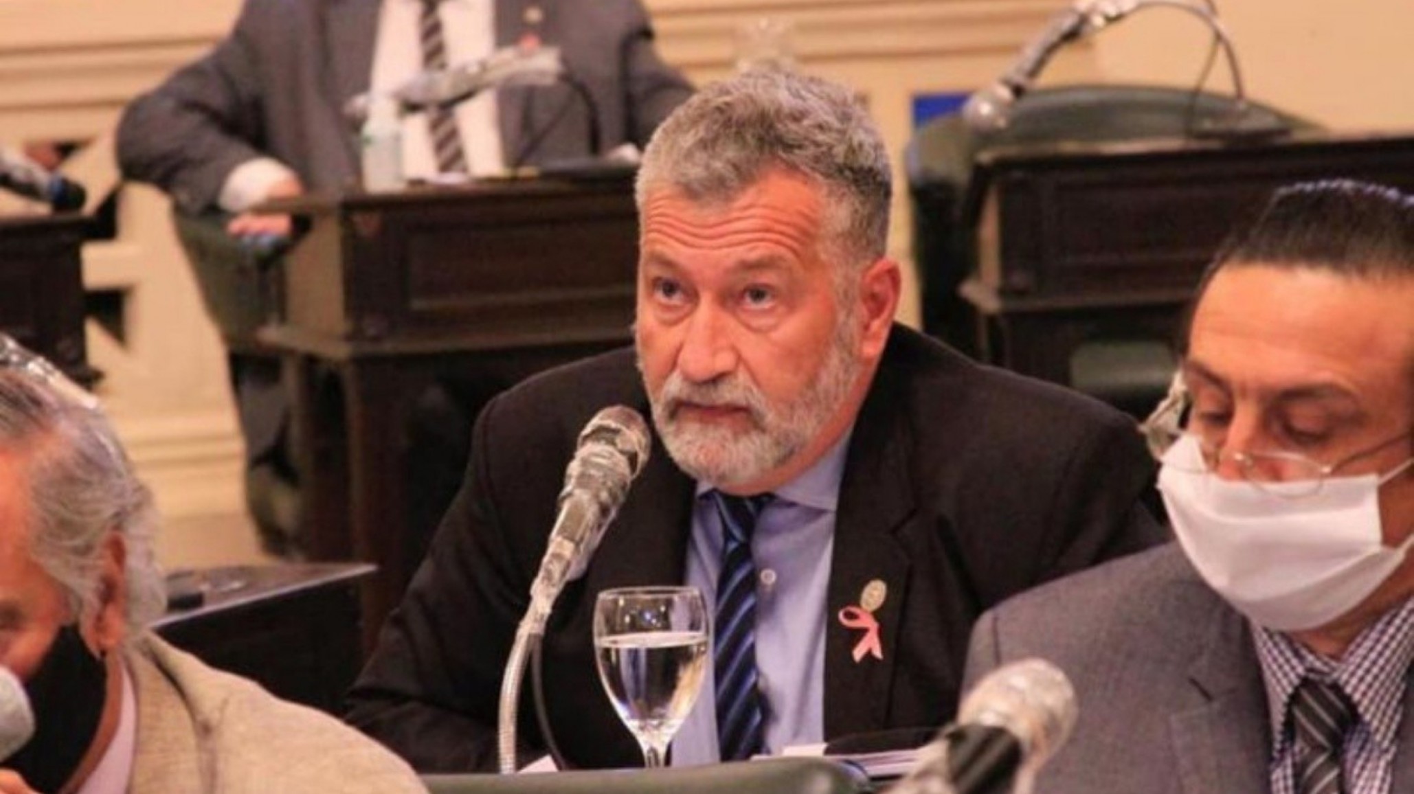 “Todos vamos a vivir inseguros de expresar nuestras ideas”, advirtió Miguel Arias