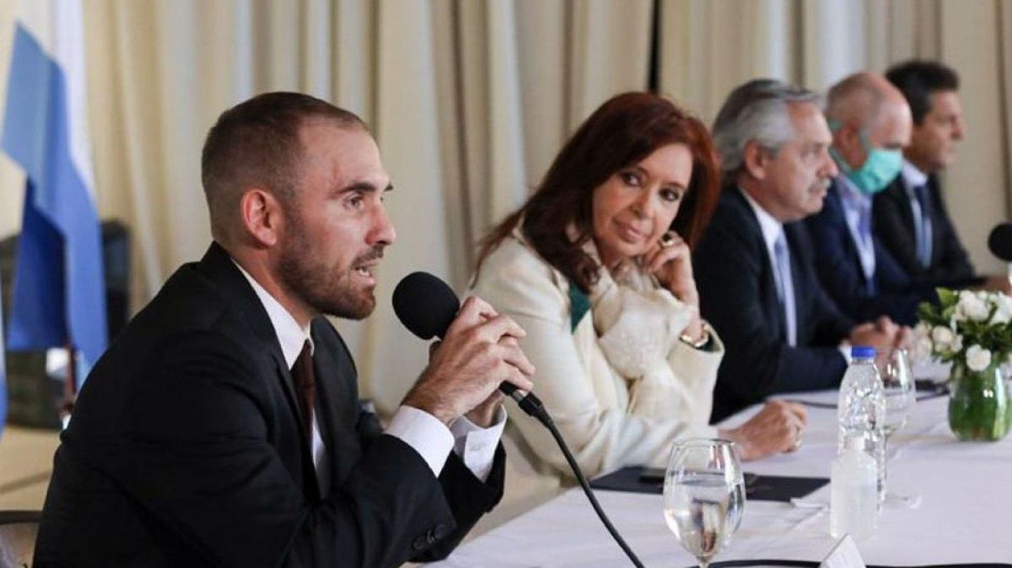 Cristina Kirchner llamó a Guzmán y le aseguró que no pidió su renuncia