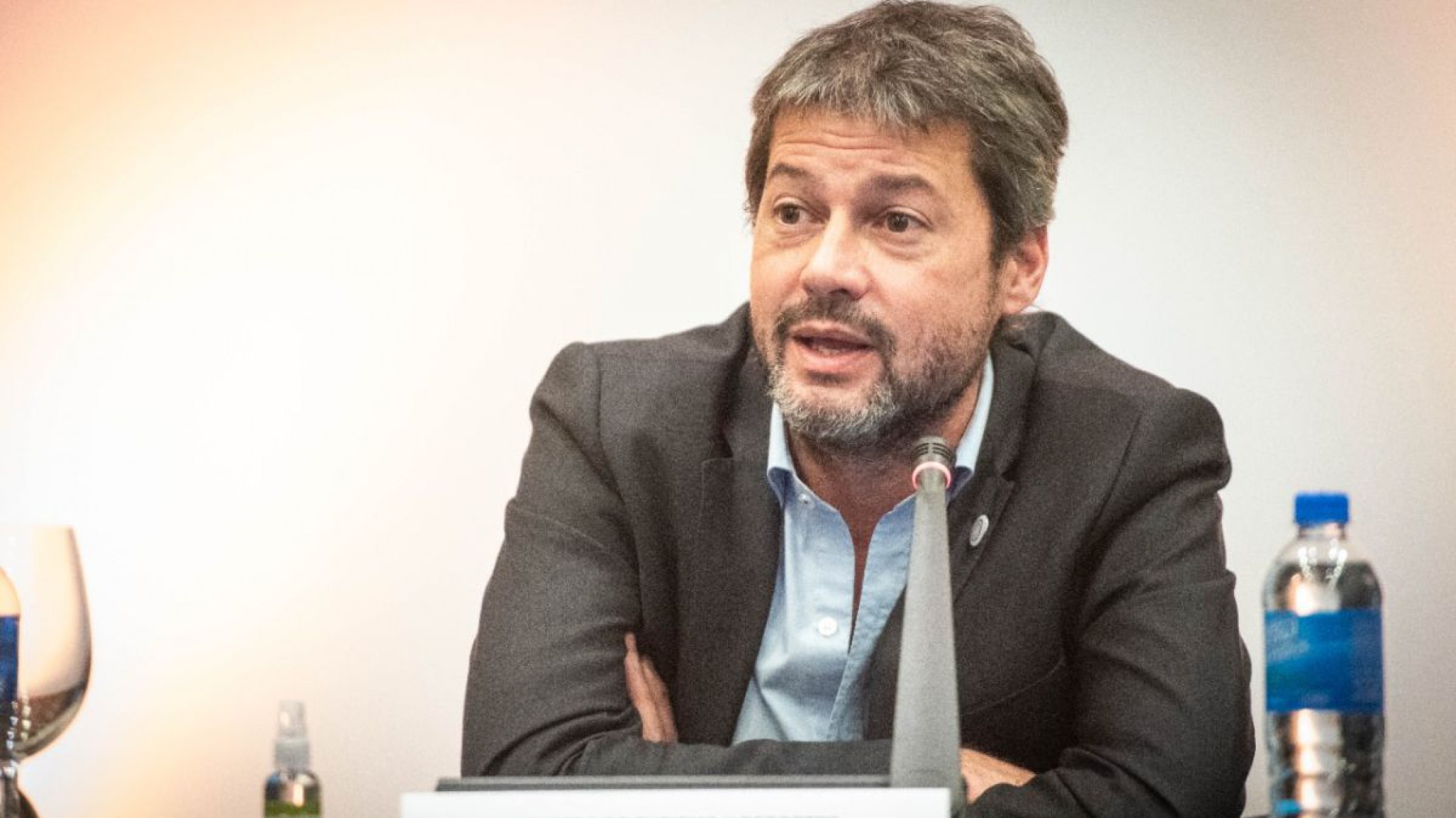 Lammens aseguró que el año que viene probarán la vuelta de los visitantes a las canchas