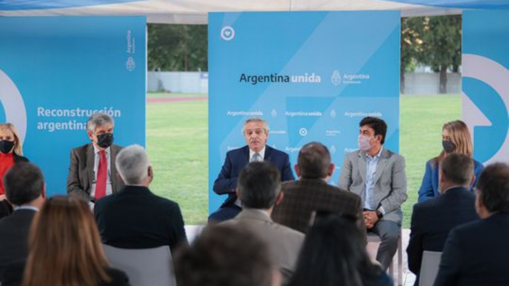 Alberto Fernández firmó un convenio para construir un polo científico: “Le decimos sí a la educación pública”