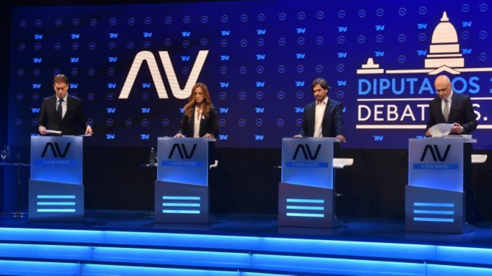 José Luis Espert agredió a Victoria Tolosa Paz y ella lo frenó