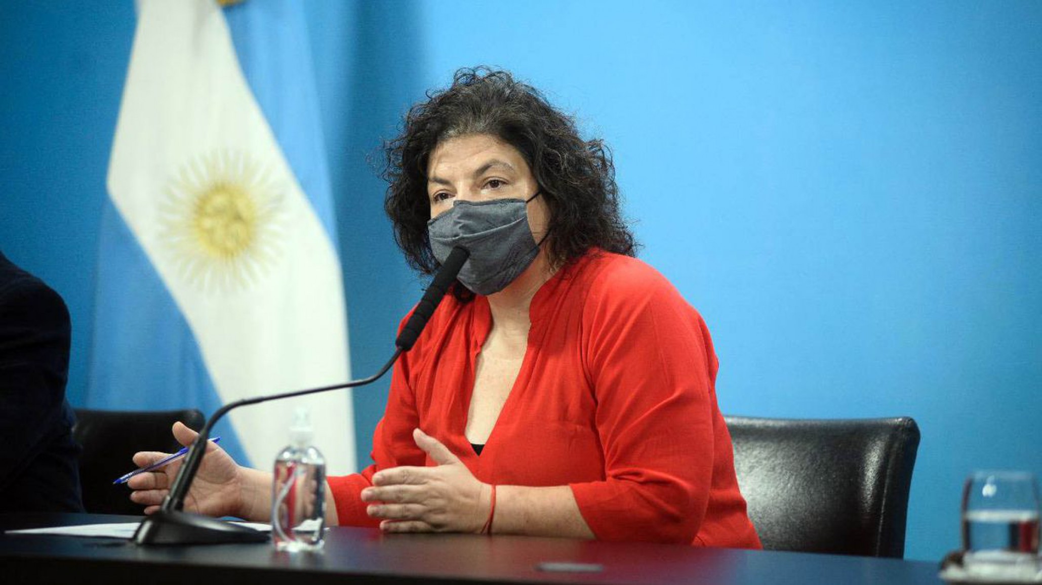 Este martes Carla Vizzotti anunciará el cronograma para la vacunación con terceras dosis