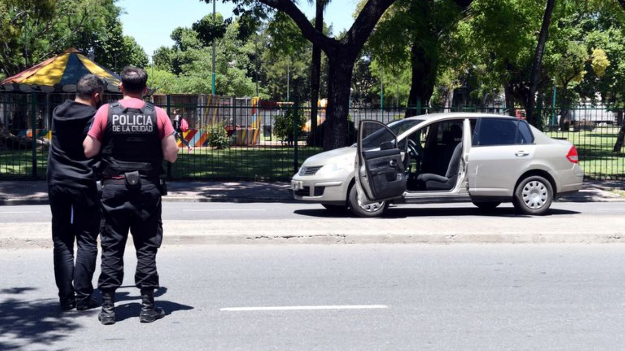 Cuatro adolescentes protagonizaron una persecución con la Policía, los detuvieron y uno fue baleado en la cabeza