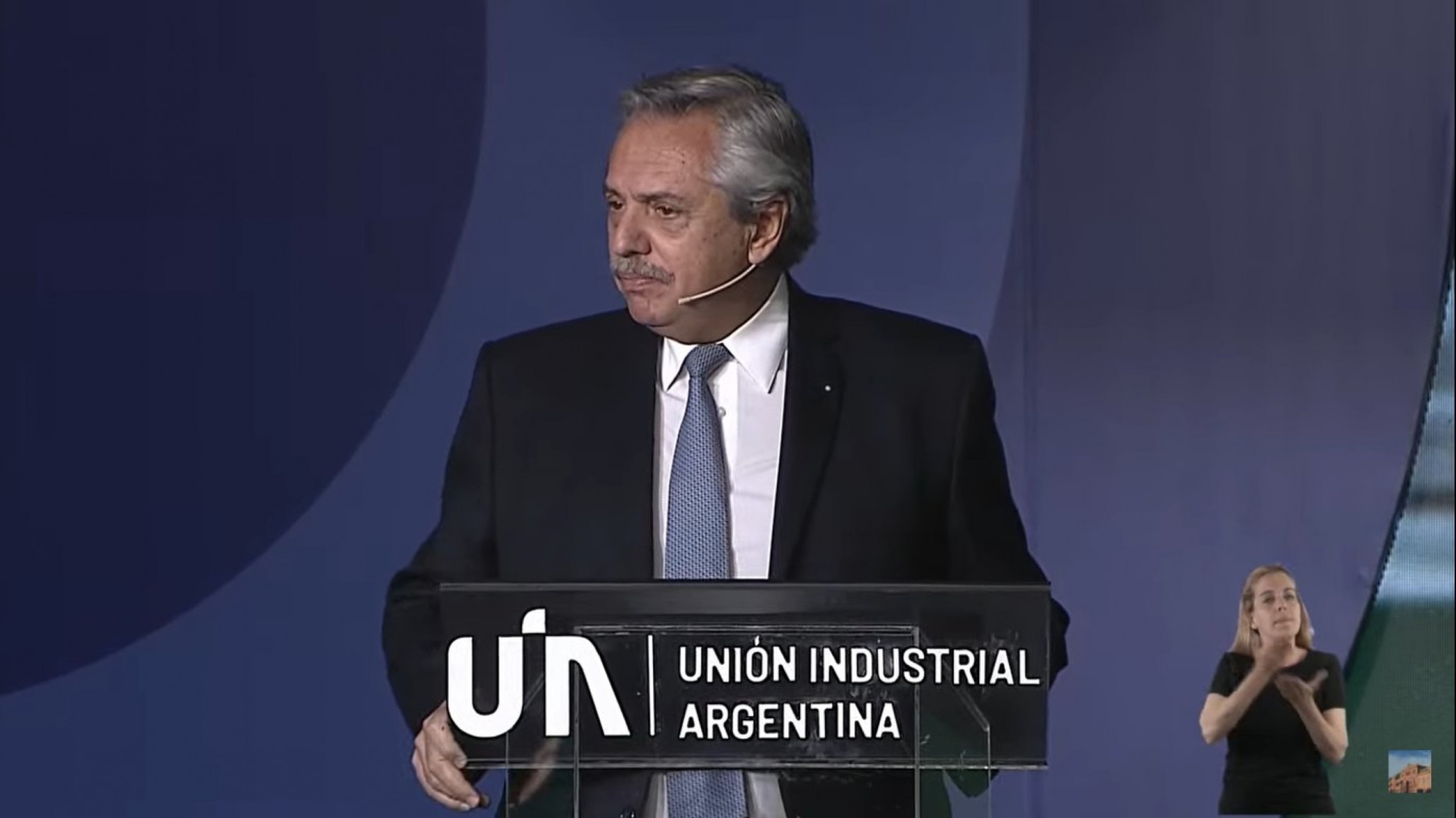 Alberto Fernández en el cierre de la conferencia de la UIA: “El desarrollo del que hablo debe beneficiar a todos los argentinos”
