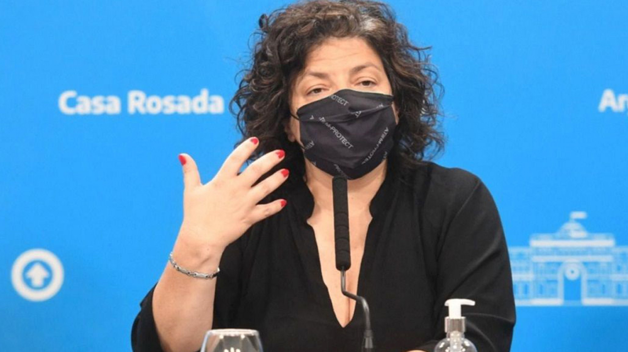 Carla Vizzotti: “Por primera vez vemos en esta semana una disminución de casos”