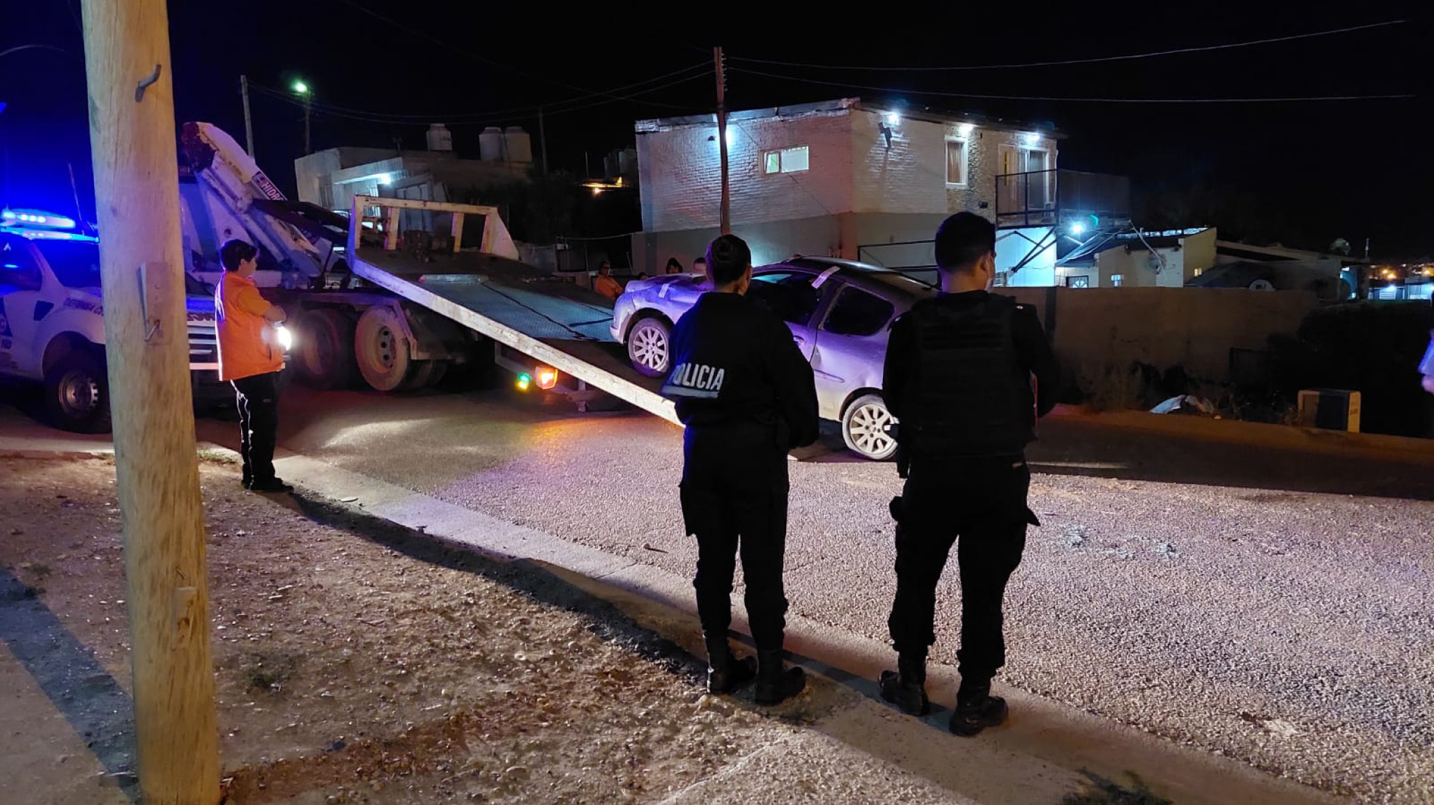 Ebrio volcó con su auto “no tenía seguro”