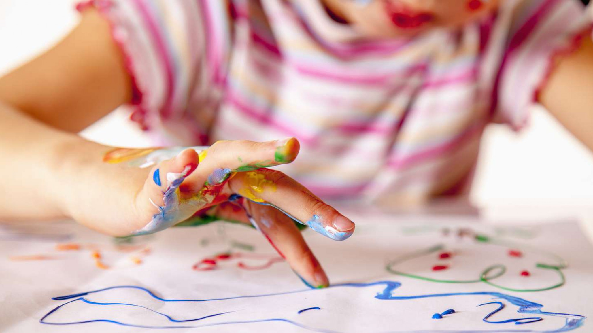 Empresas con 100 trabajadores o más deberán ofrecer espacios de guardería