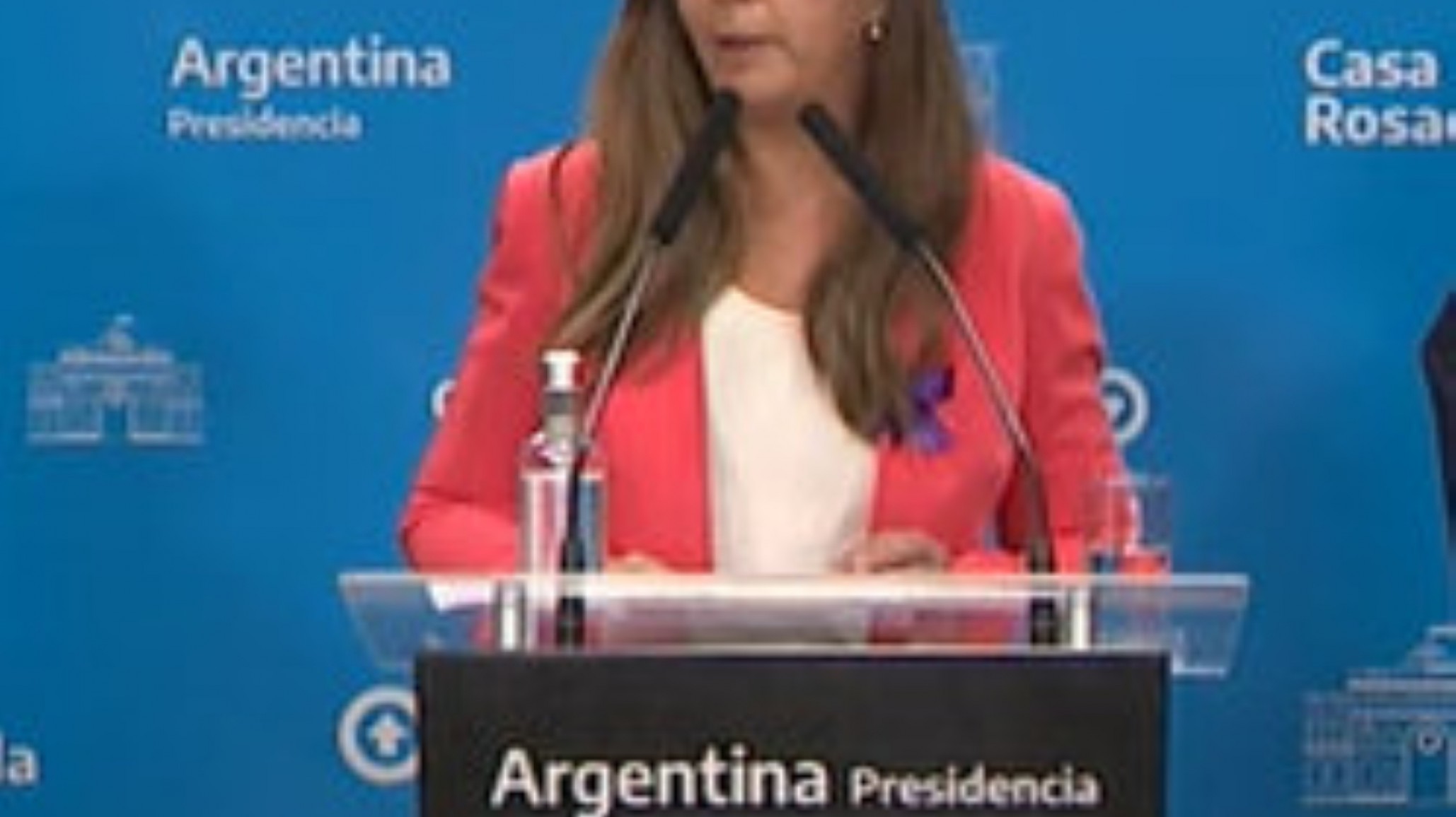 Gabriela Cerruti: “El Gobierno dará un bono para jubilados”