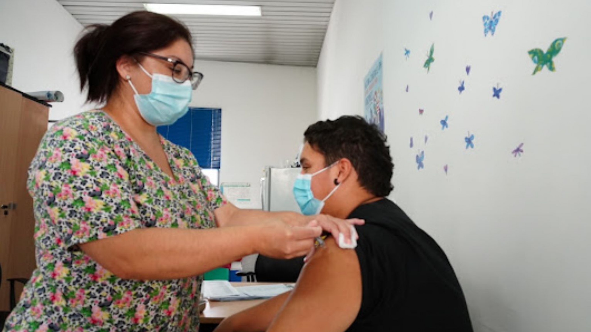 Más del 50% por ciento de los chubutenses todavía no se han aplicado el primer refuerzo de la vacuna