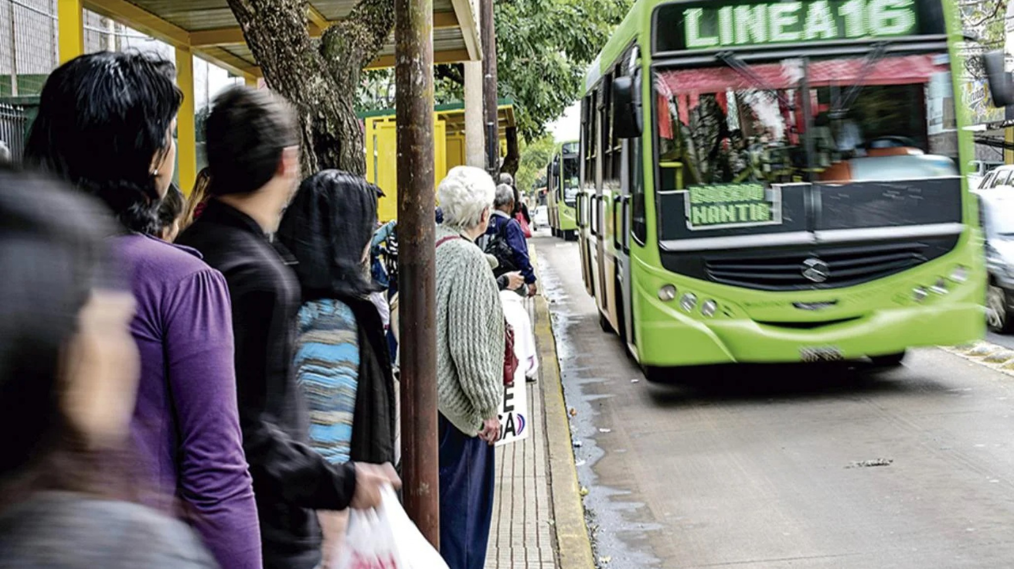 La UTA anunció un paro de colectivos de media y corta distancia para el 26 y 27 de abril