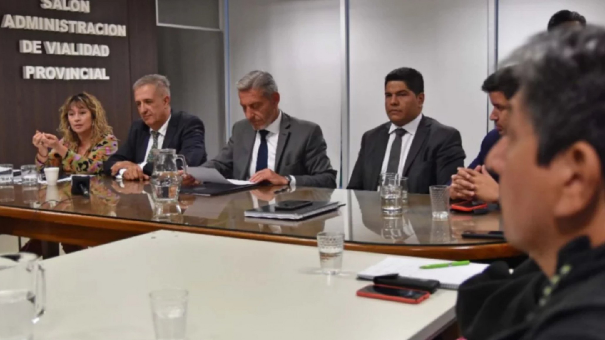 Chubut pagará un bono extraordinario de 20 mil pesos a empleados públicos y jubilados