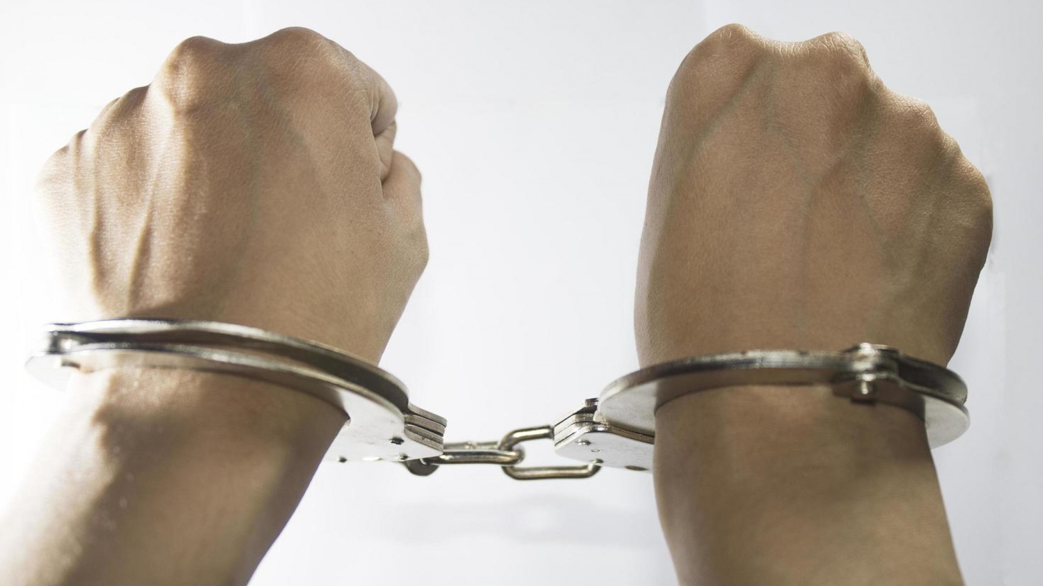 Fue a la casa de su ex pareja, tenía una orden judicial y terminó detenido