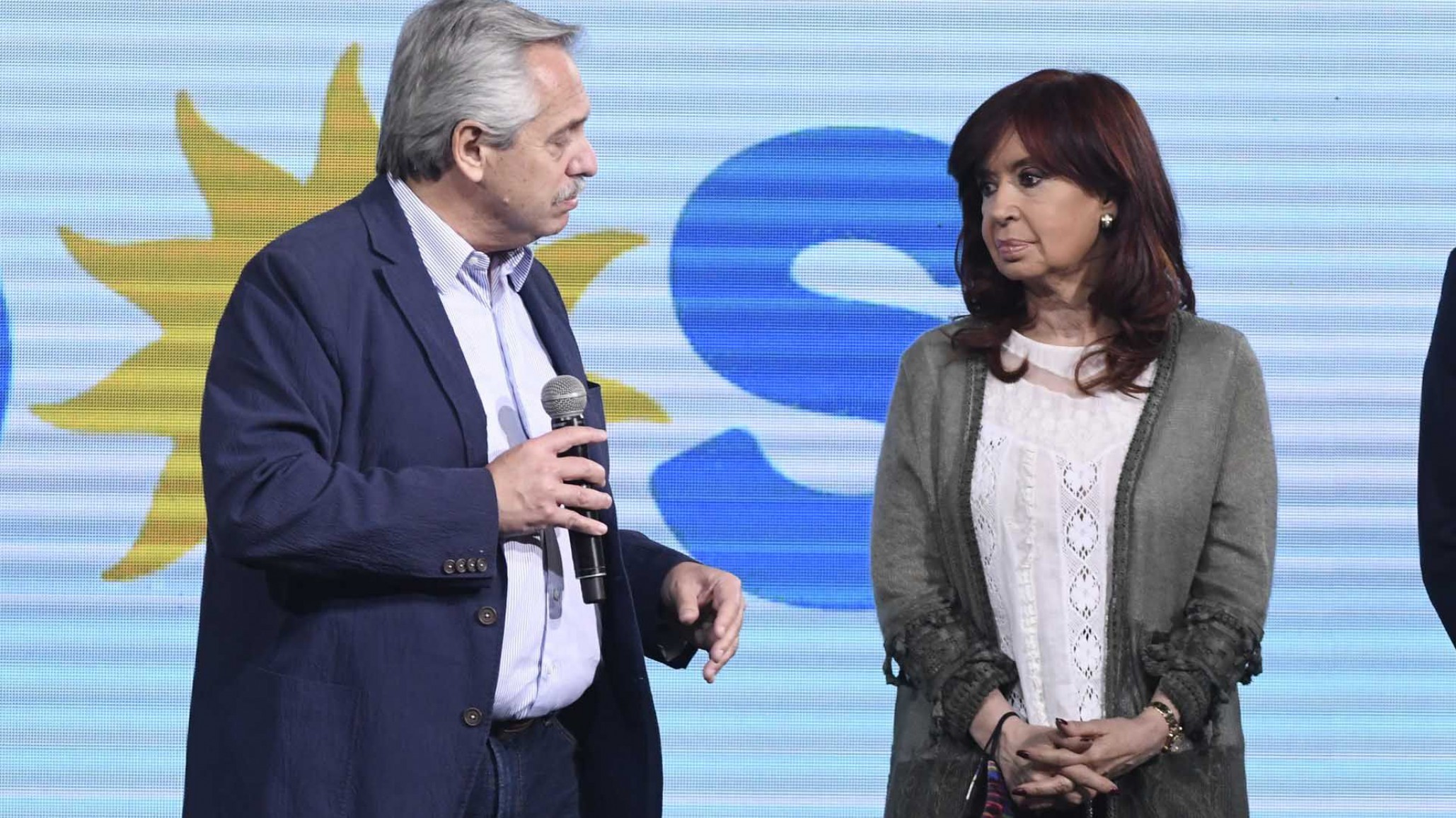 Alberto Fernández habló con Cristina y ya suena un nombre para Economía
