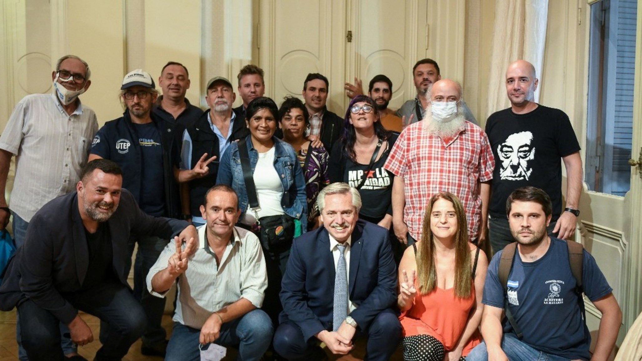 Alberto Fernández se reunió con movimientos sociales y la izquierda ratificó la marcha por el Salario Básico Universal