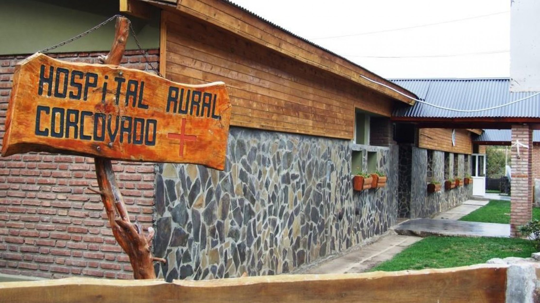 Disturbios en hospital de Corcovado: La familia de la nena fallecida por Hantavirus se enteró por comunicado del diagnóstico