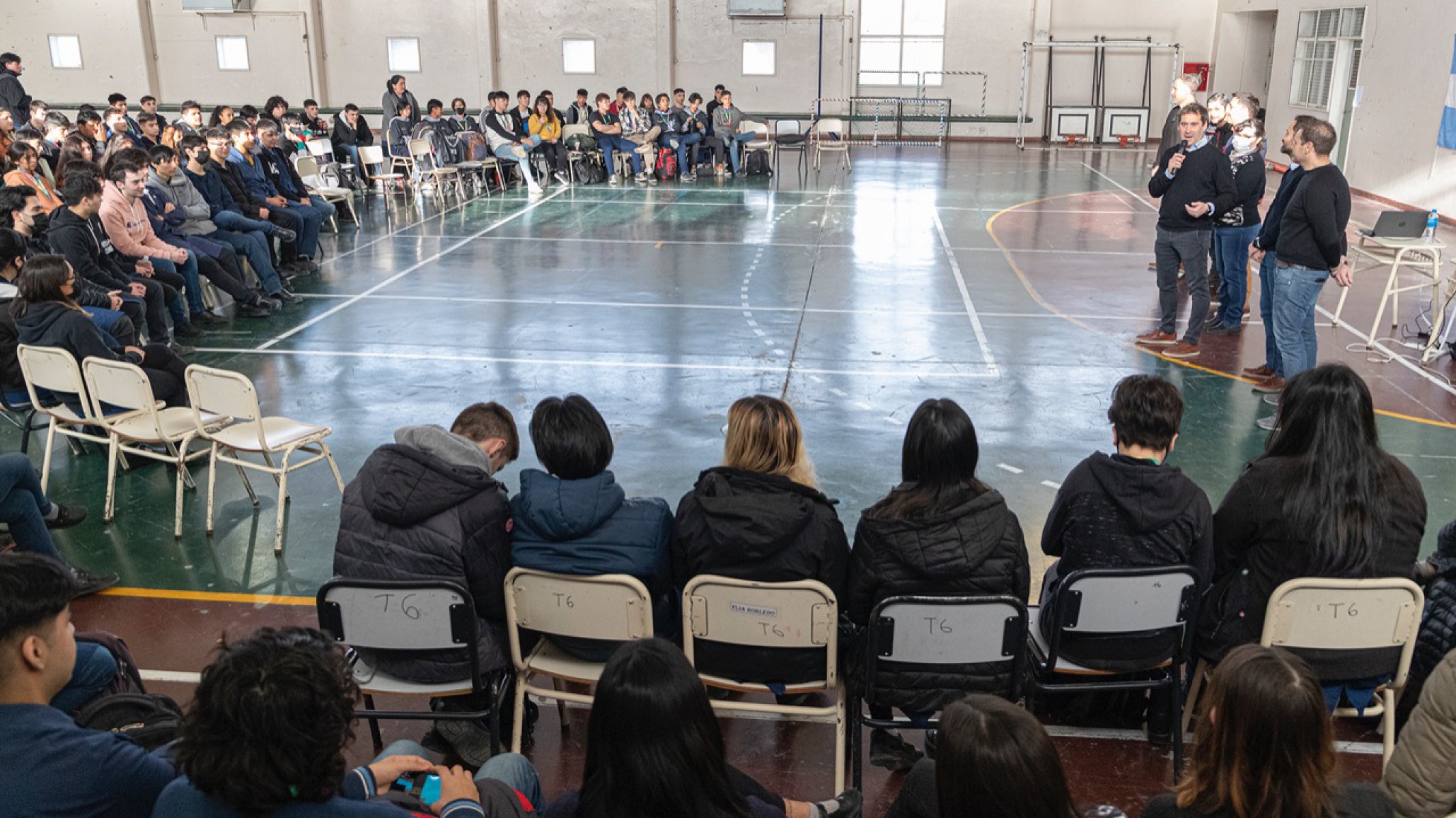 ?Debemos aprovechar el petróleo, el gas, la industria y el conocimiento que tenemos” dijo Luque