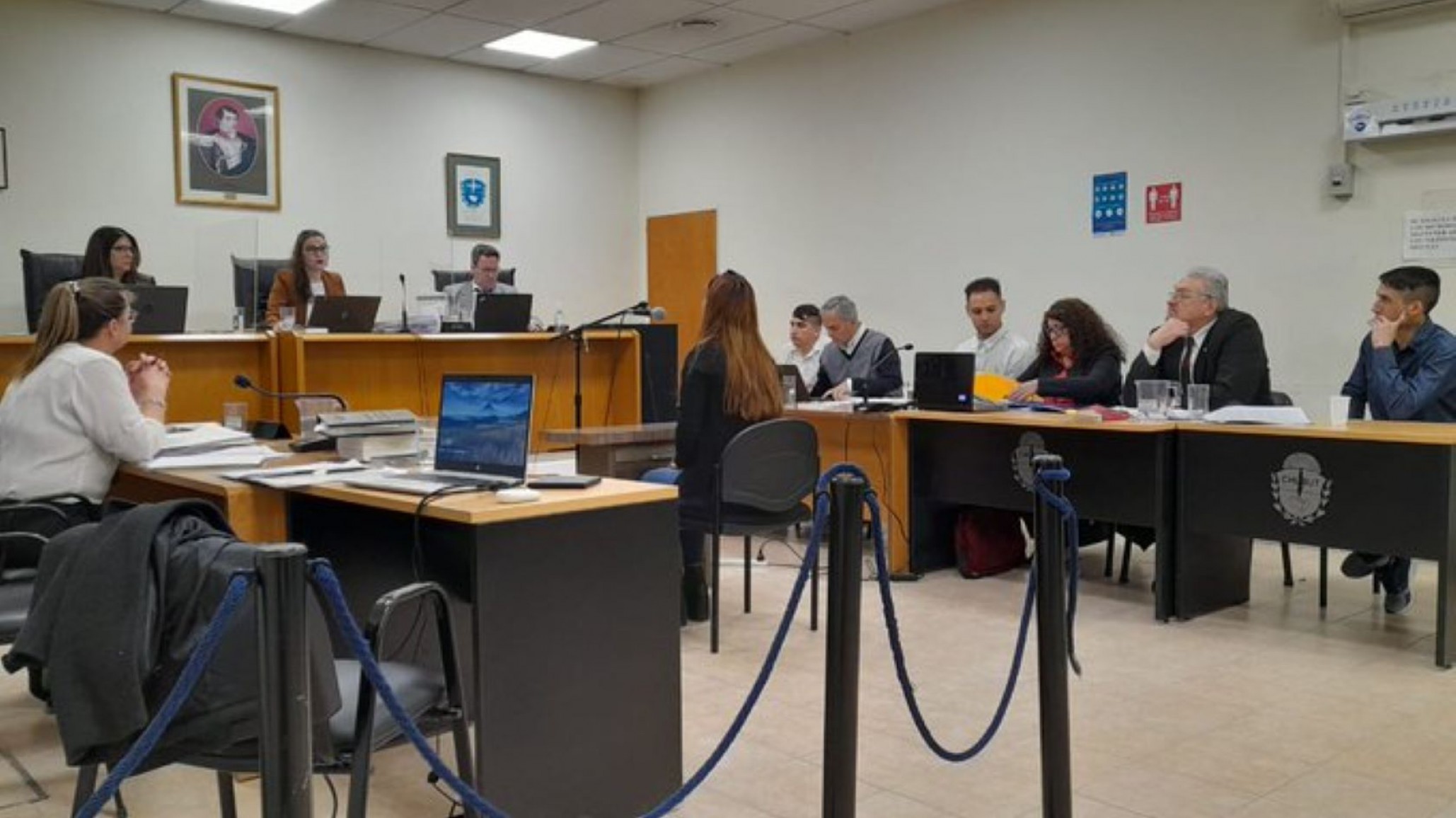 Robo a locutorio: ?Dame la plata o te tiro en la cabeza? dijo uno de los imputados