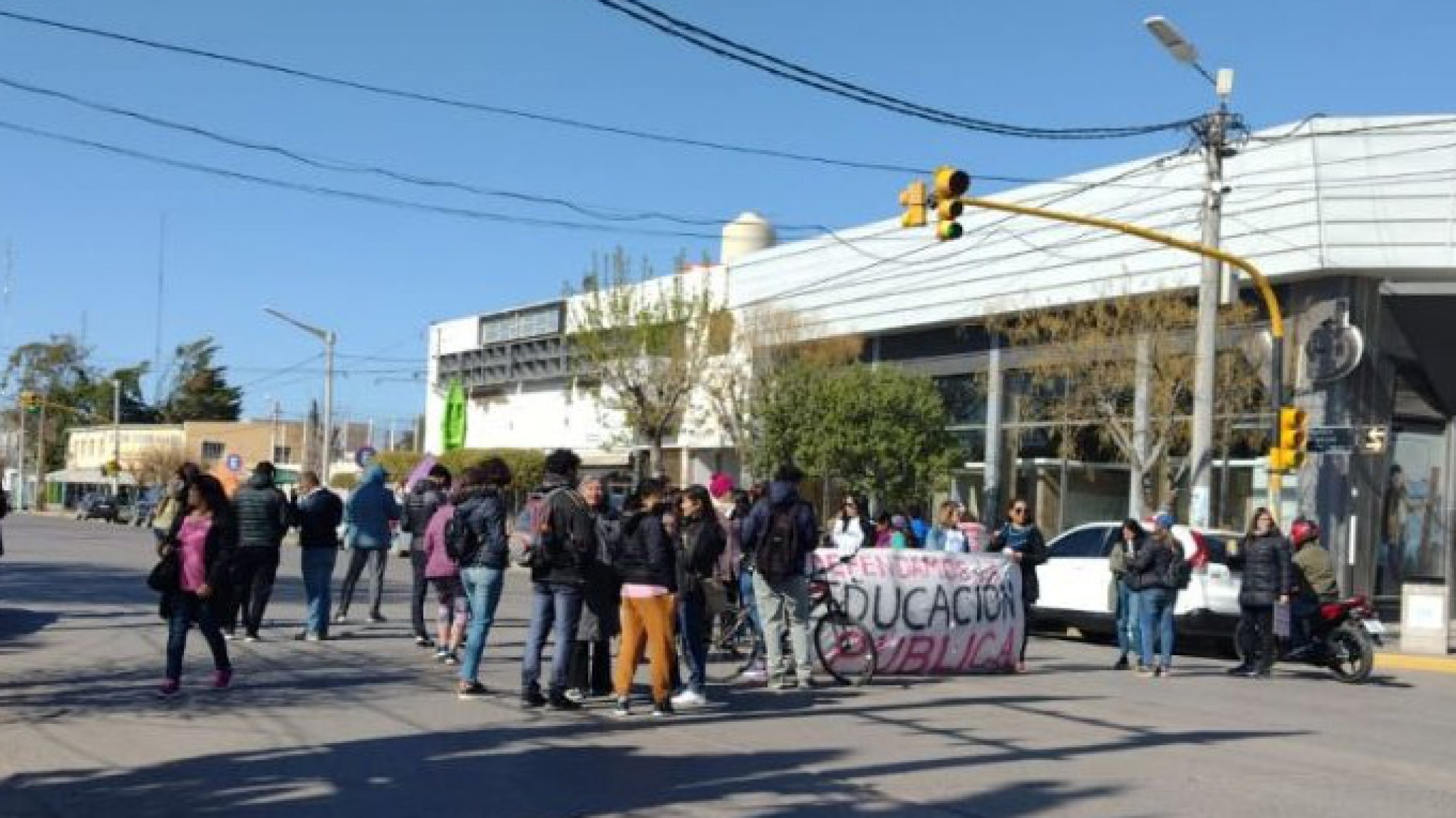 <p>Foto: Info sur</p>