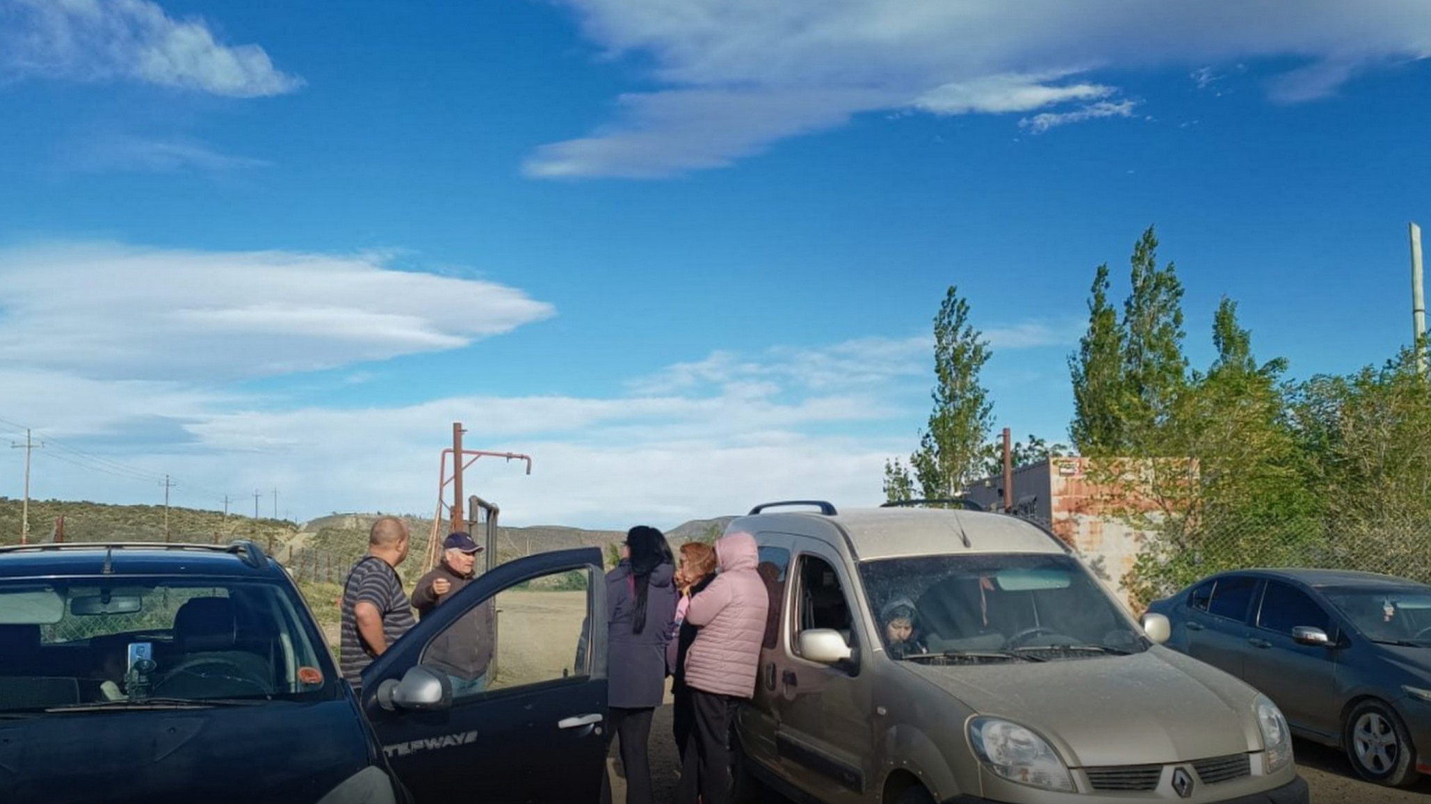 Vecinos del barrio Malvinas cortaron ingreso al cargadero de agua