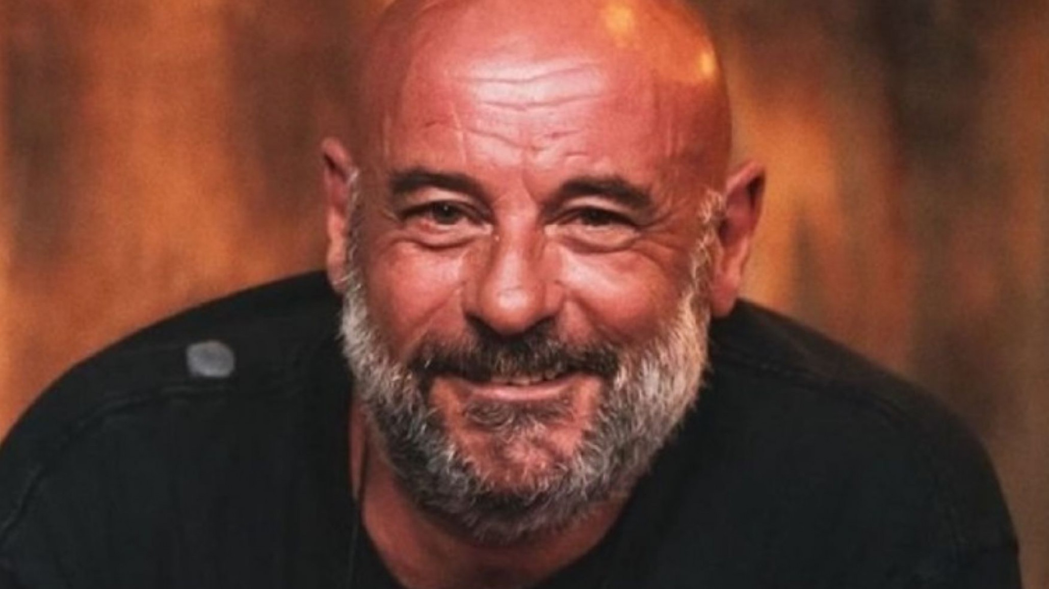 Murió un parapentista en Córdoba que participó en series de TV con Adrián Suar