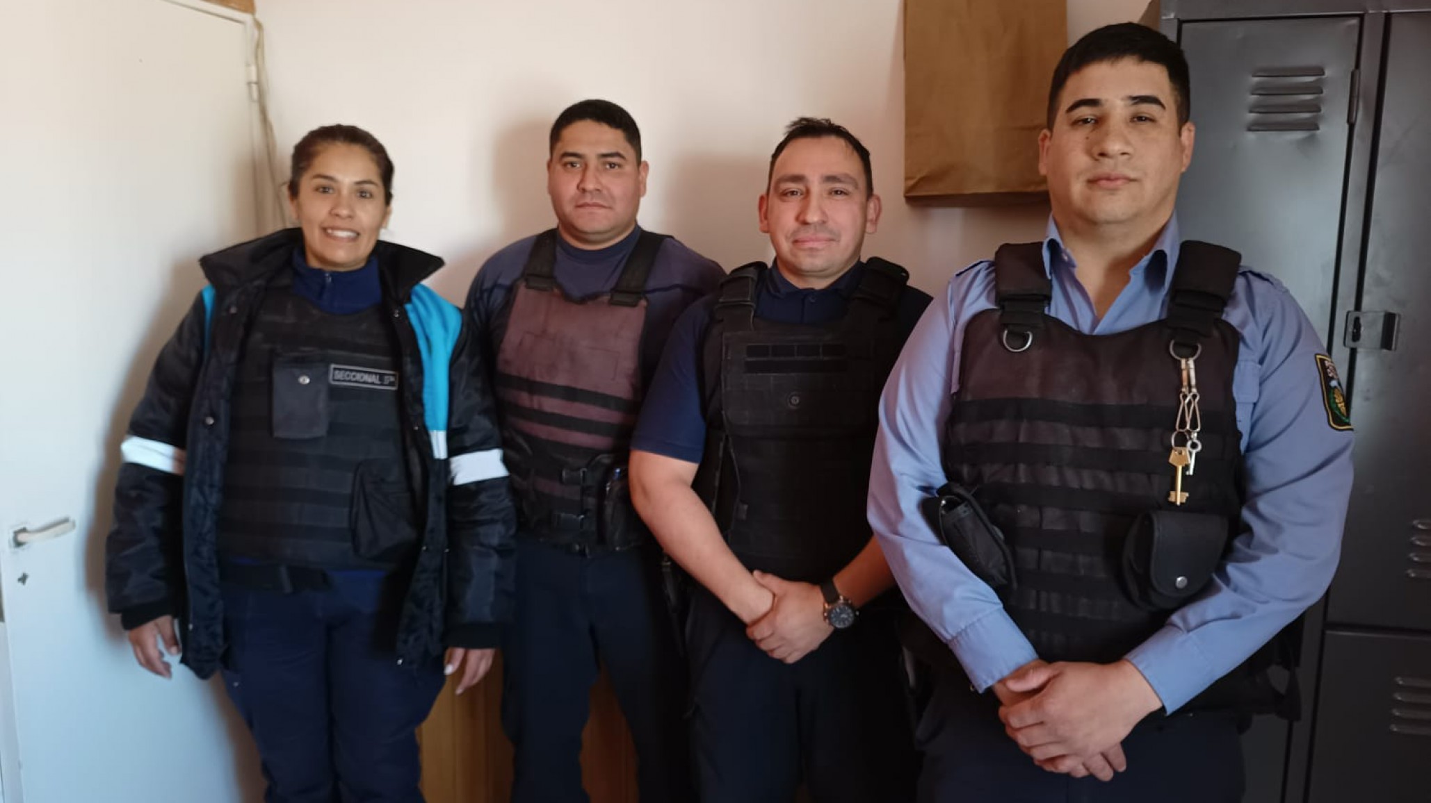 Policías le salvaron la vida a menor de tres años