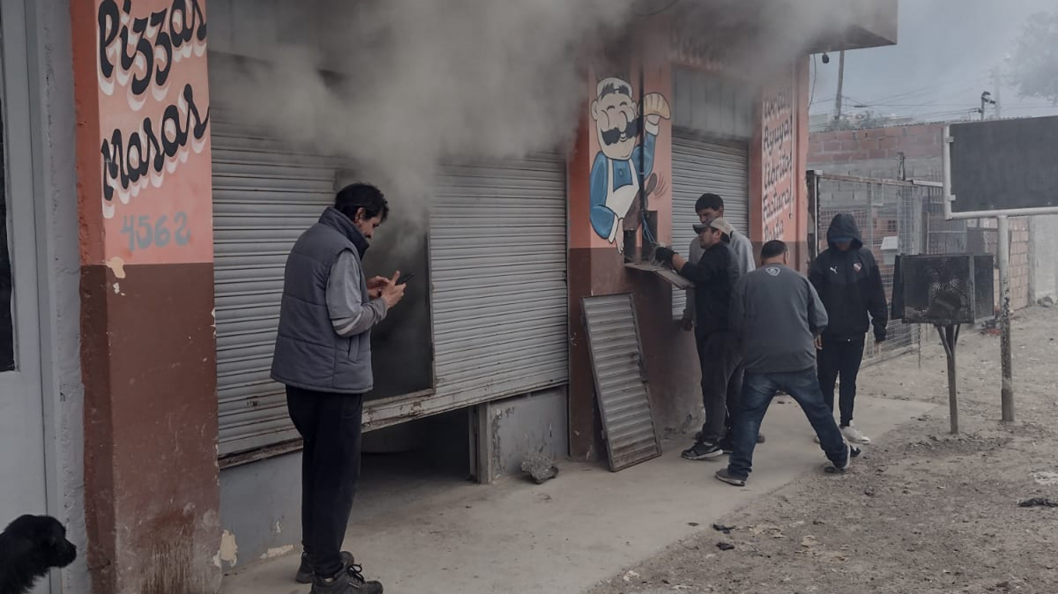 Una panadería se llenó de humo: “los panaderos se olvidaron el pan en el horno”