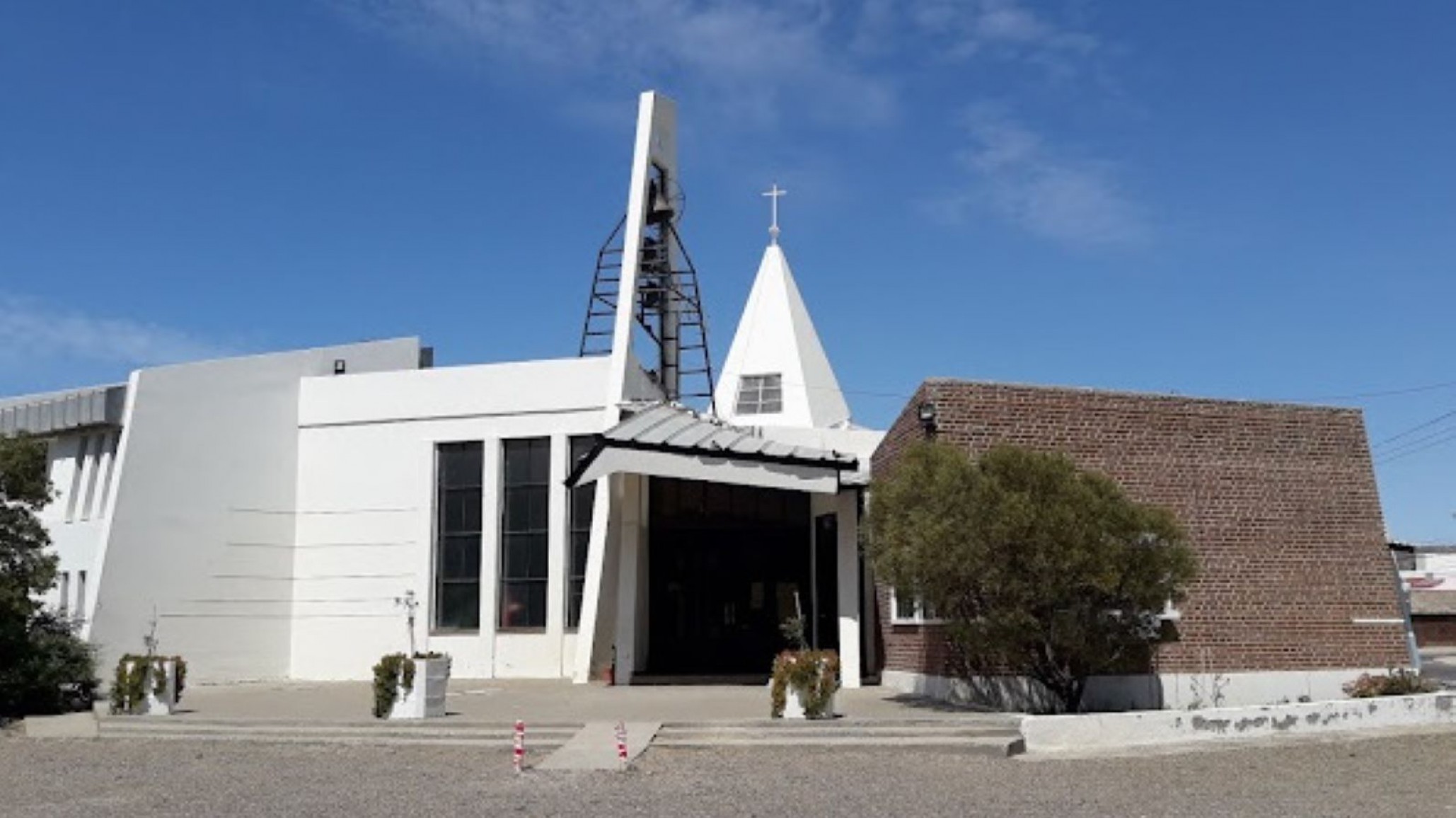 Buscan recaudar fondos con un bono para la construcción de aulas