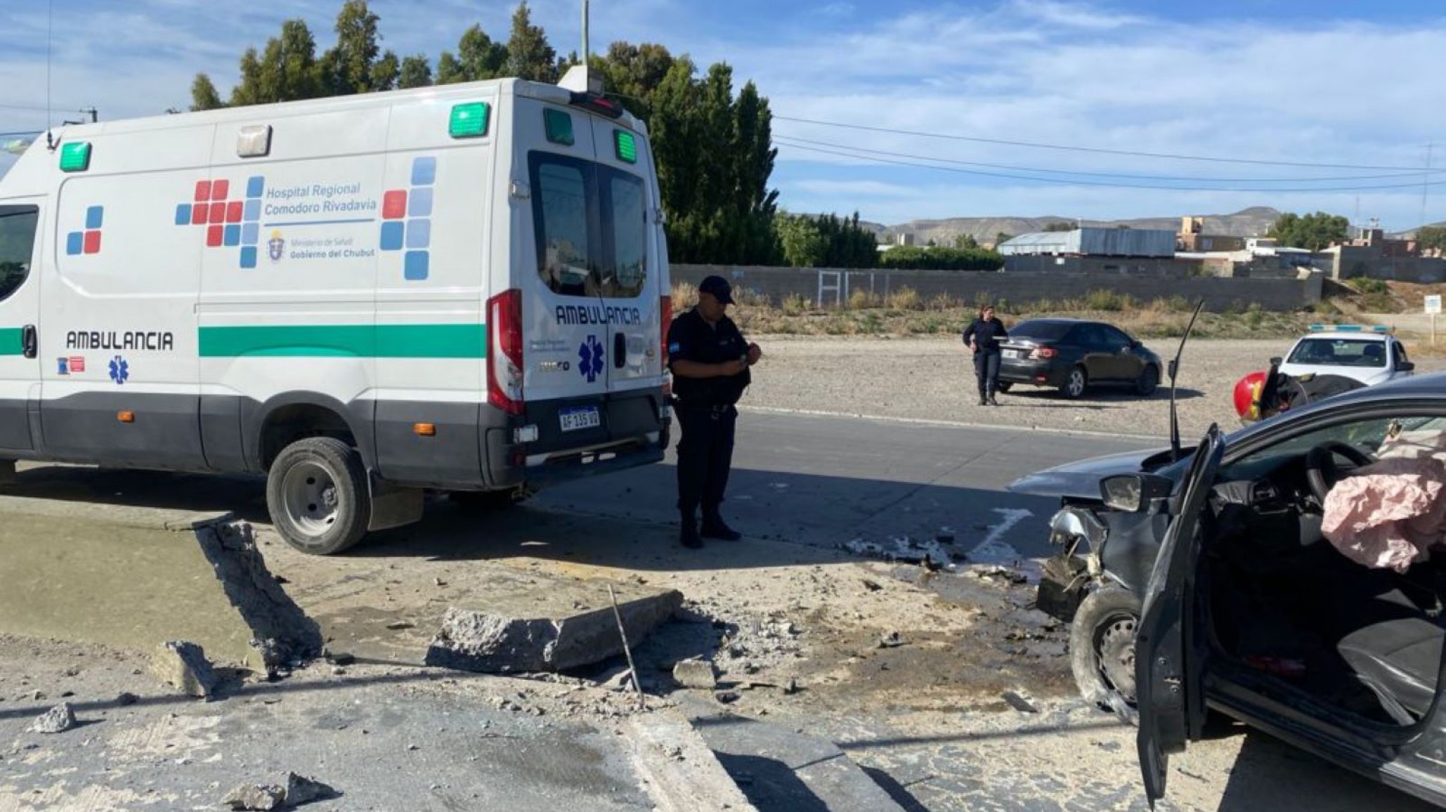 Pasó de largo la rotonda del Aeropuerto y “casi atropella a un ciclista”