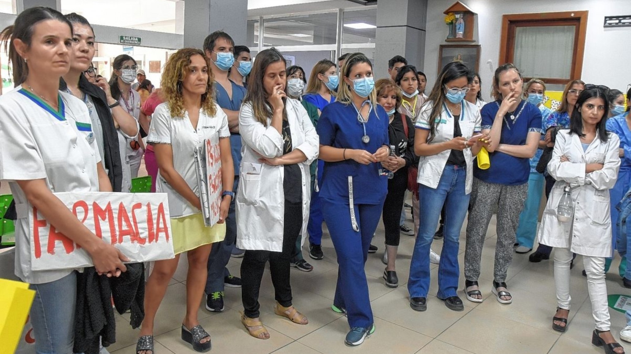 Este jueves el personal de salud participará de un abrazo simbólico al Hospital Regional
