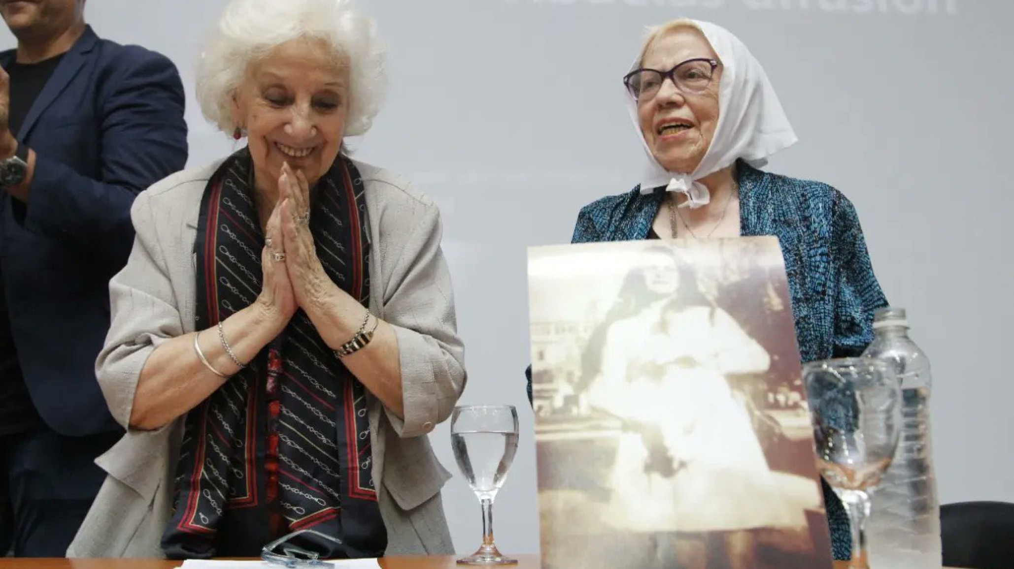 Las Abuelas de Plaza de Mayo presentaron a Juan, el nieto recuperado 132