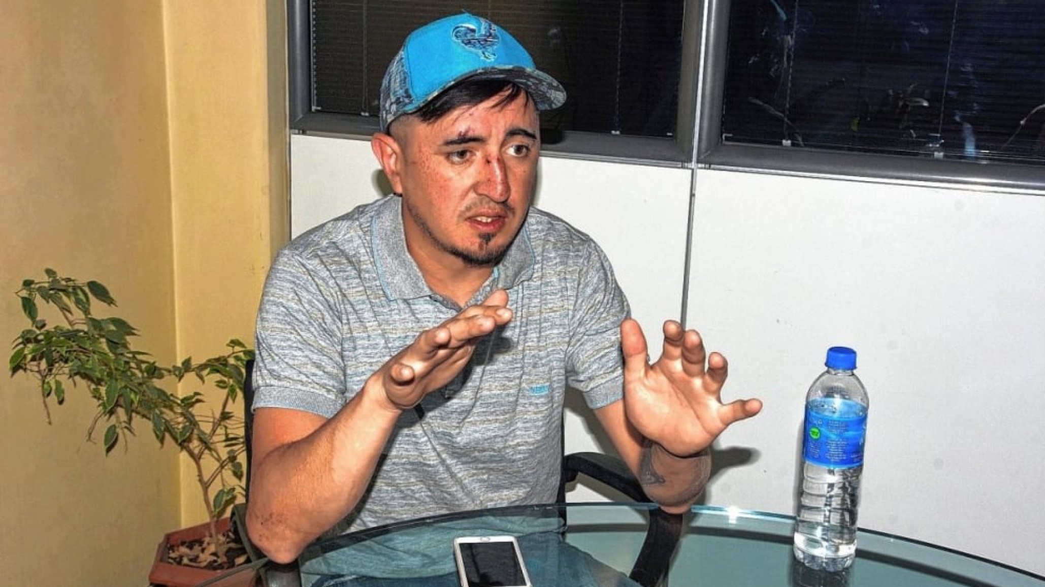 Joven denuncia golpes de policía “fue una pesadilla”