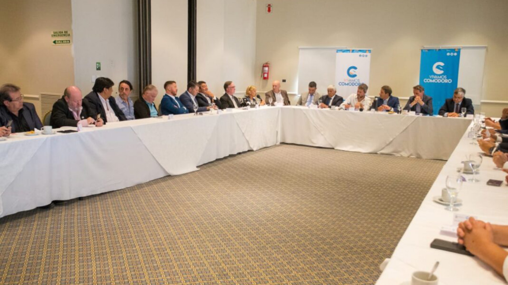 Por el aniversario de Comodoro, Luque recibió a ministros nacionales, intendentes y jefes comunales de Chubut