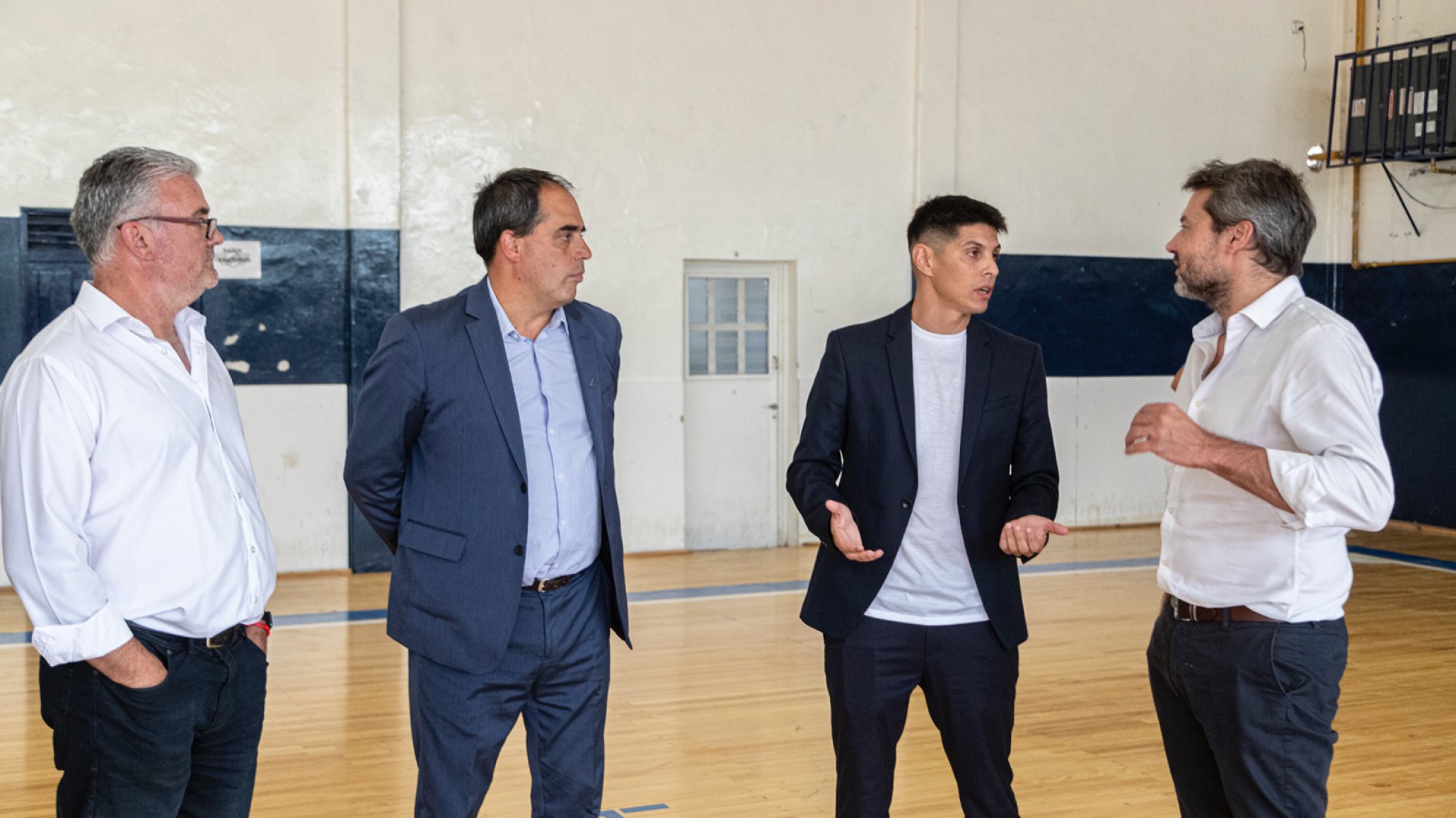 Representantes del sector turístico y deportivo junto a Lammens para continuar fortaleciendo la actividad