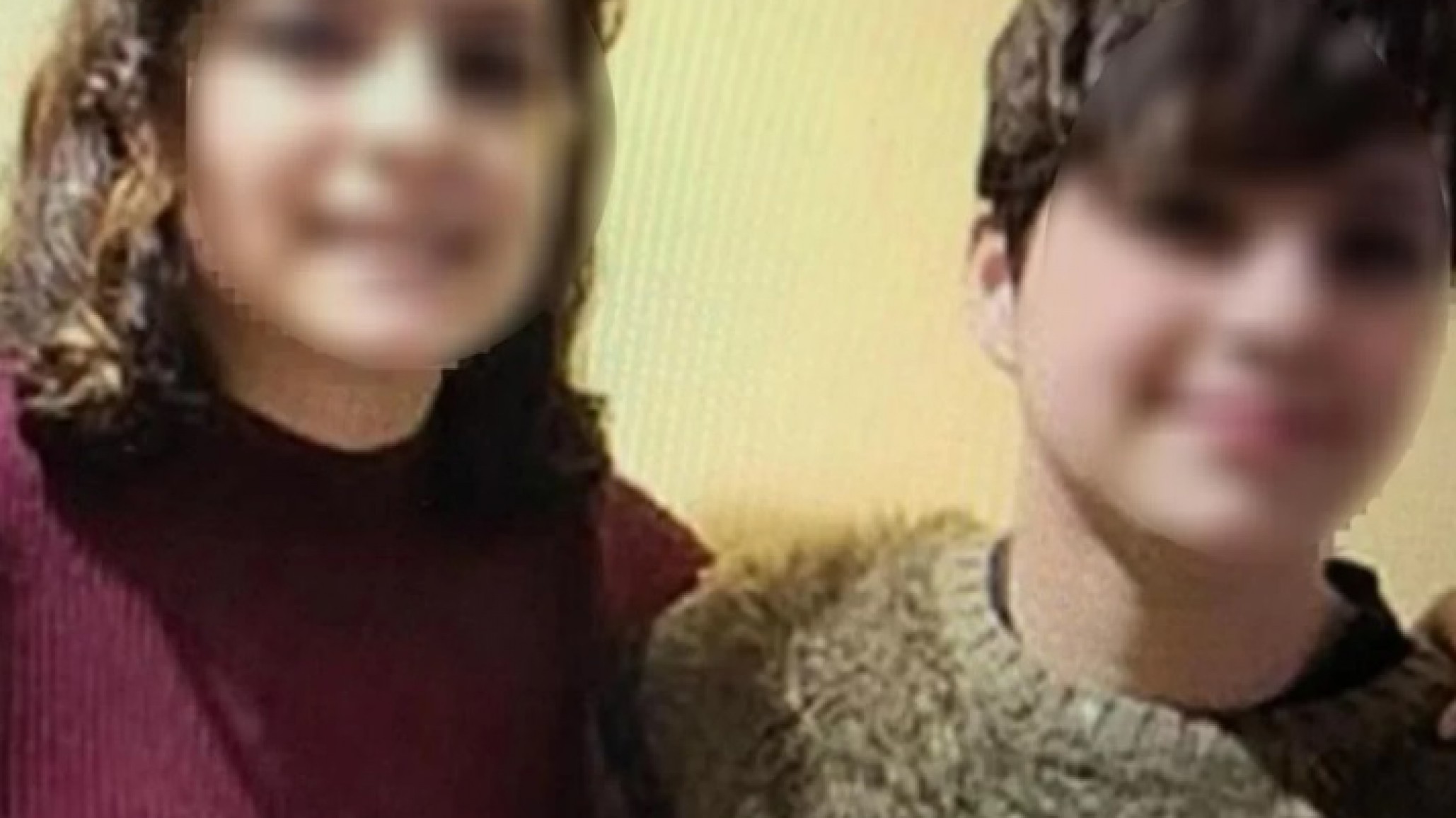 Las gemelas argentinas en Barcelona recibían castigos al defenderse del acoso