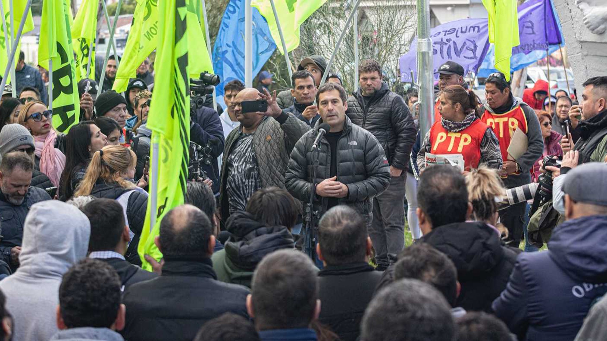 Este 1° de Mayo Luque llamó a la unidad en la lucha por los derechos de los trabajadores