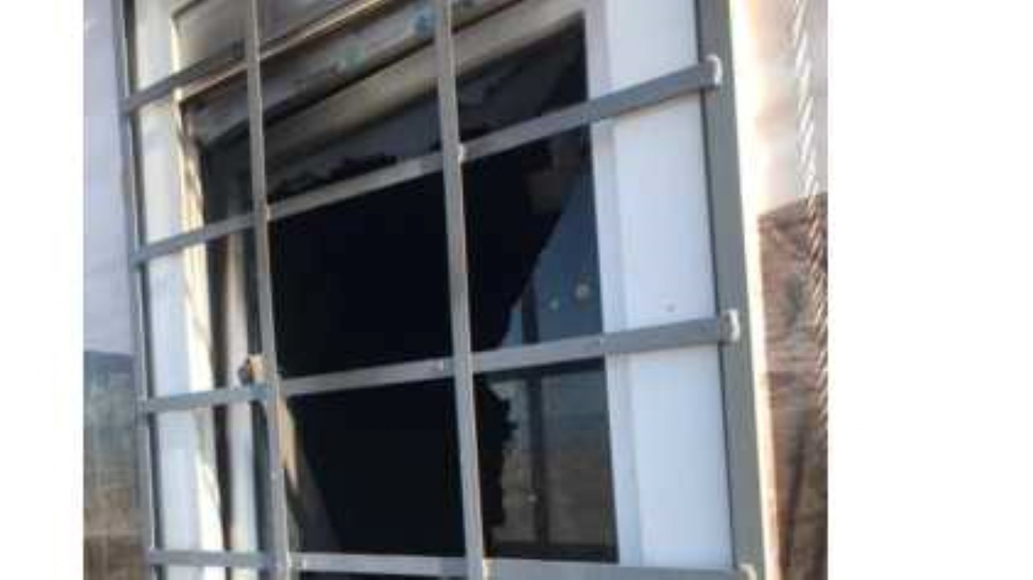 Destruyeron el puesto de control de los guardafaunas en el Área Natural Protegida Rocas Coloradas