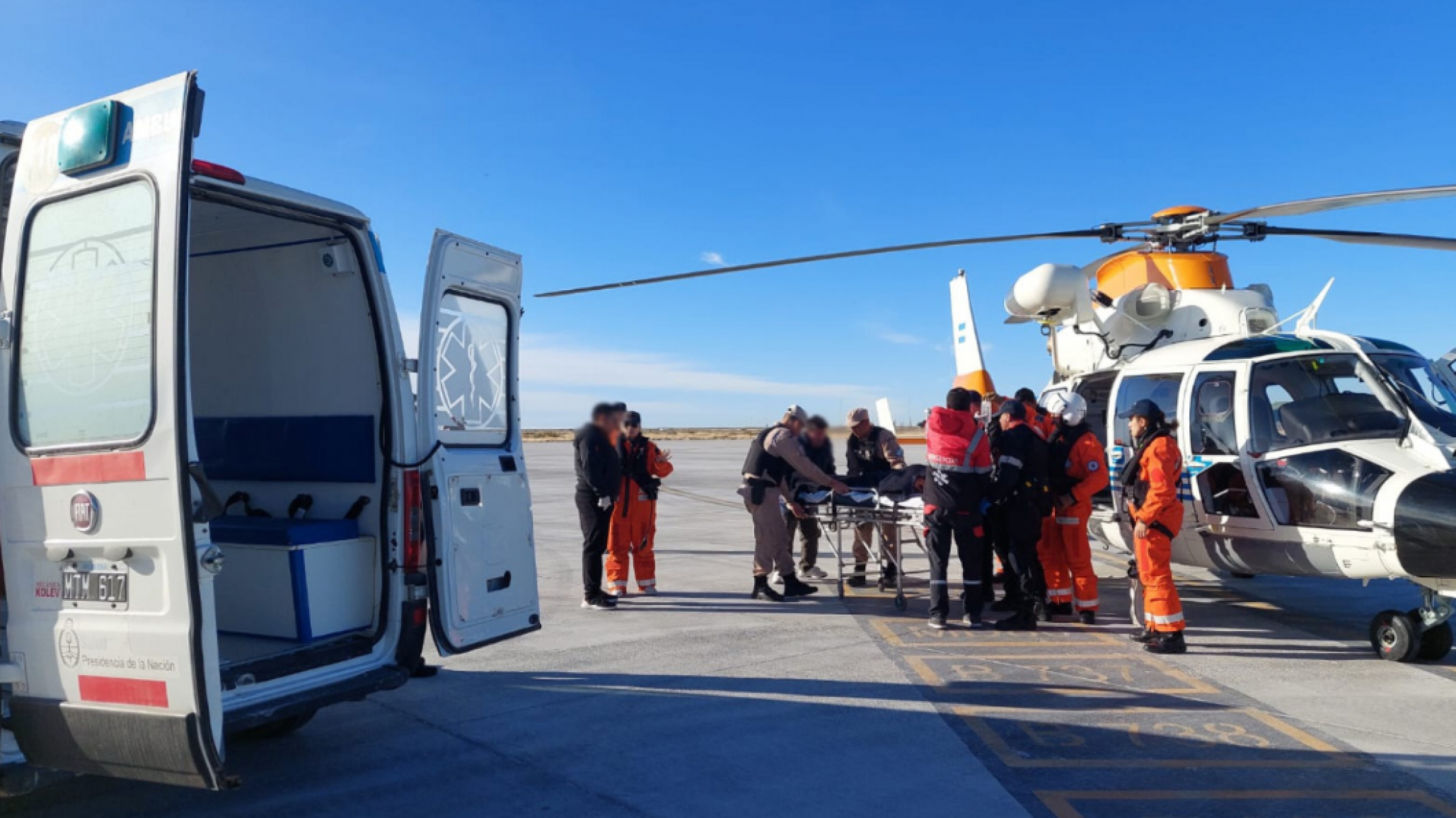 Prefectura aeroevacuó de urgencia a un tripulante de buque pesquero
