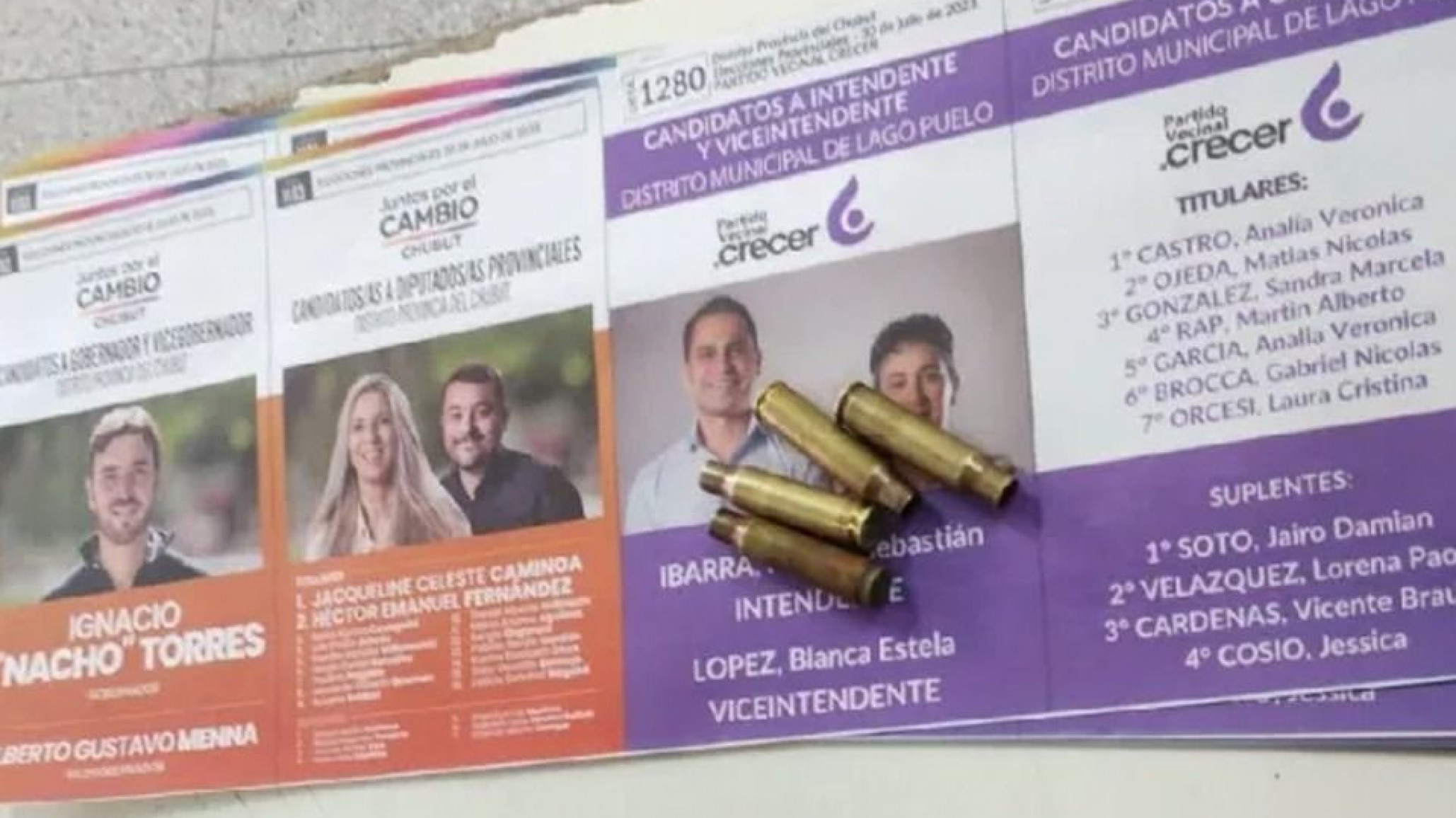Lago Puelo: hallaron casquillos de bala sobre boleta de candidato a intendente
