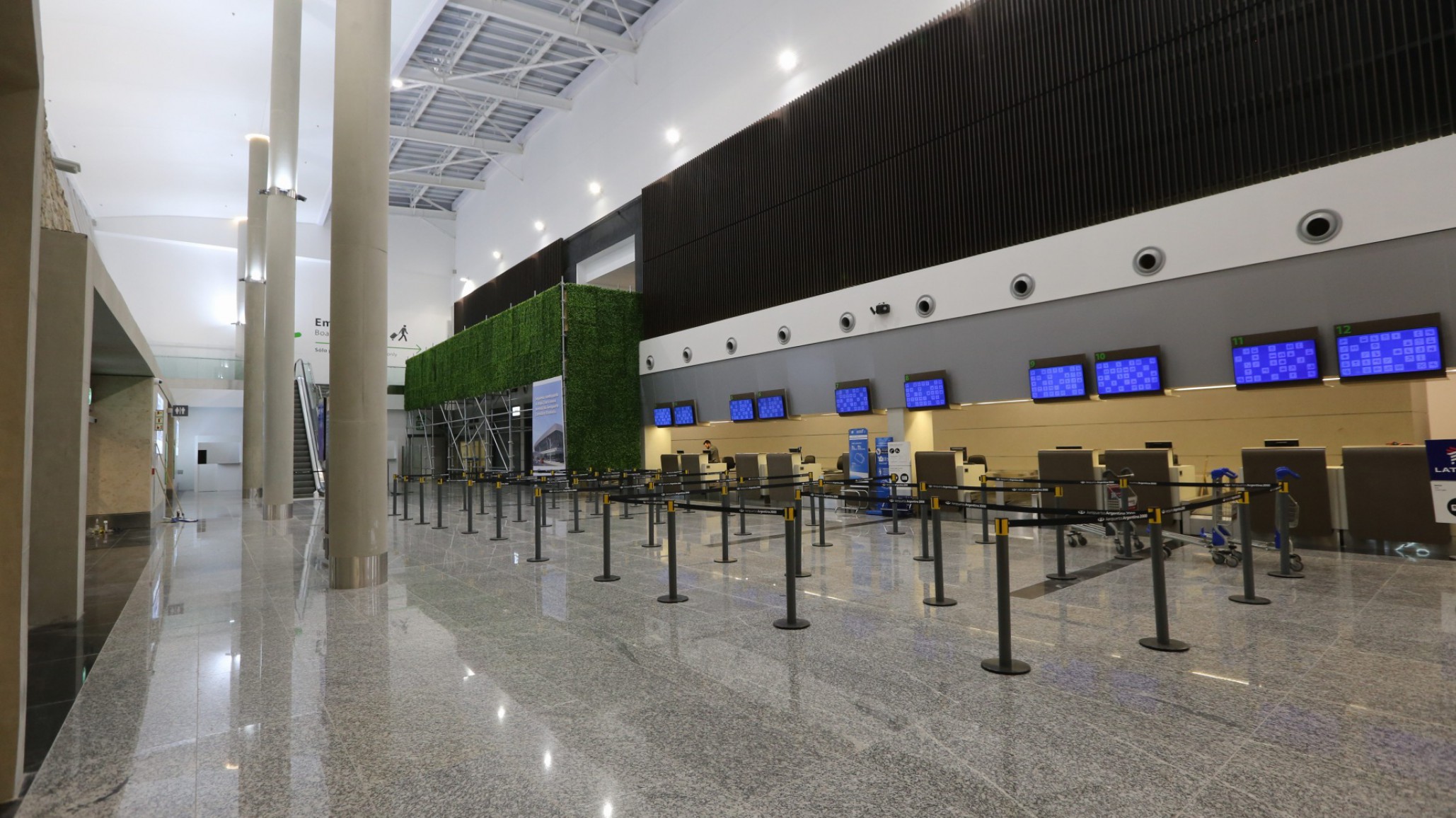 Cerraron el aeropuerto de Comodoro por la lluvia y neblina y todos los vuelos fueron derivados