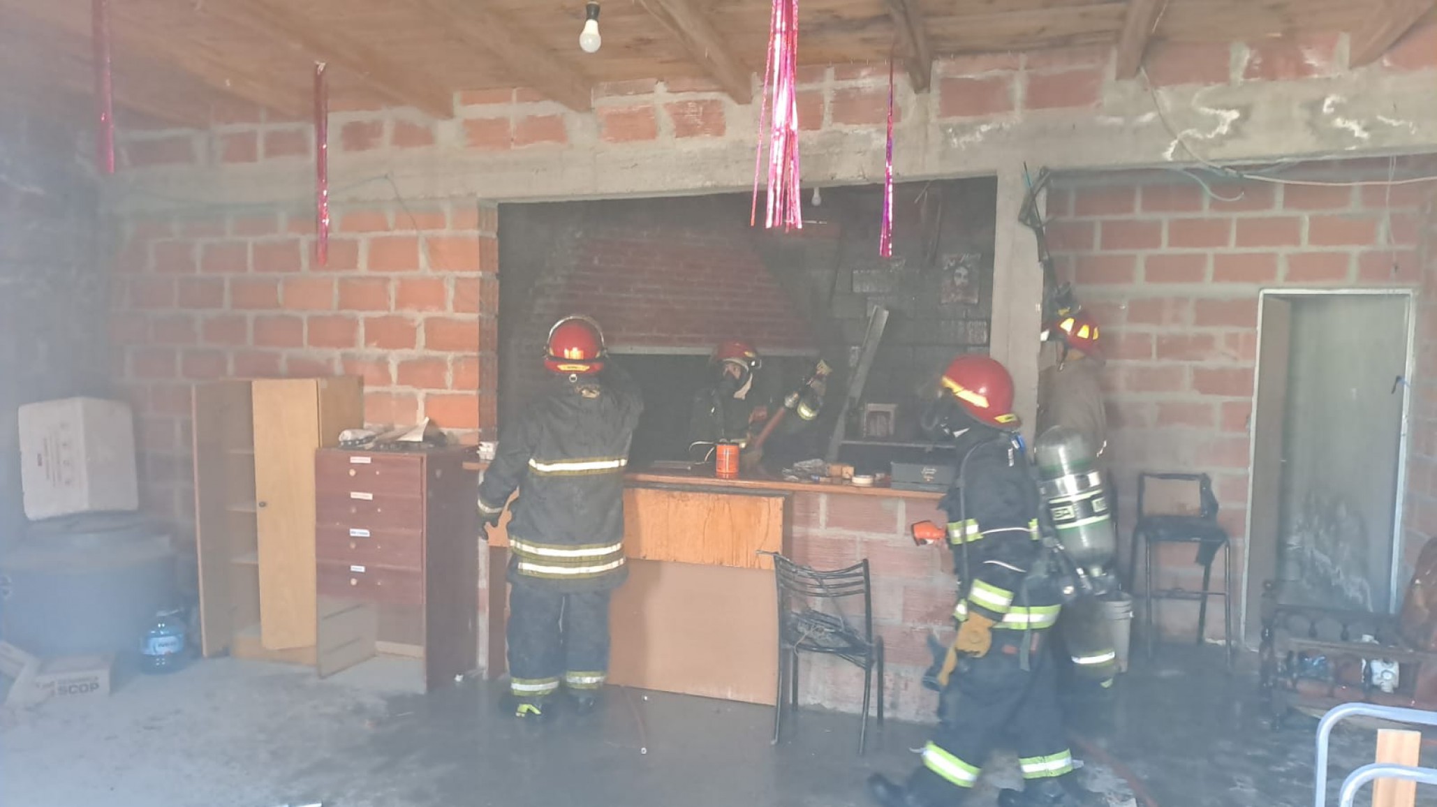 Un asado familiar terminó con el incendio de una casa