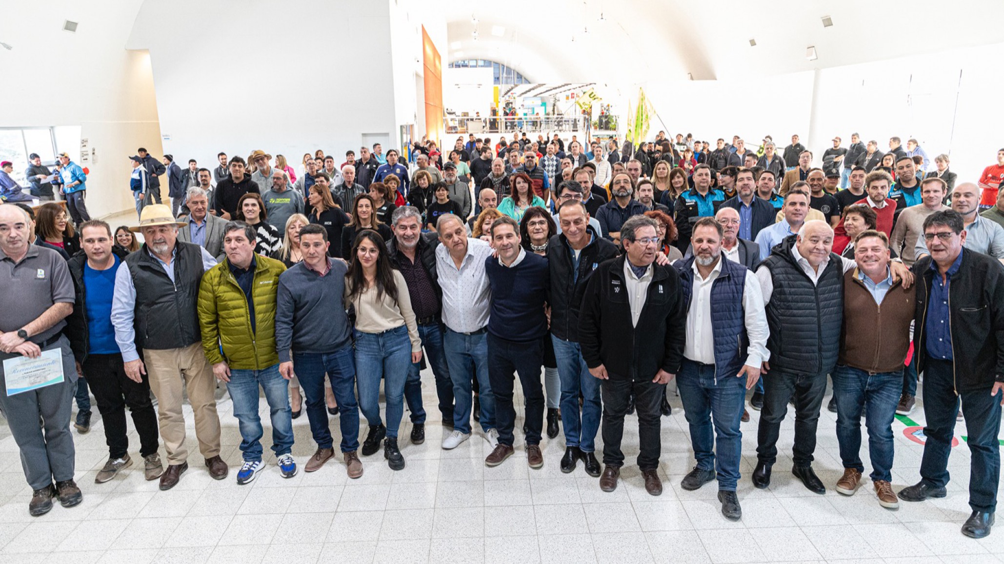 Luque y Arrieta firmaron el inicio de obra para la primera etapa del Camino de Circunvalación