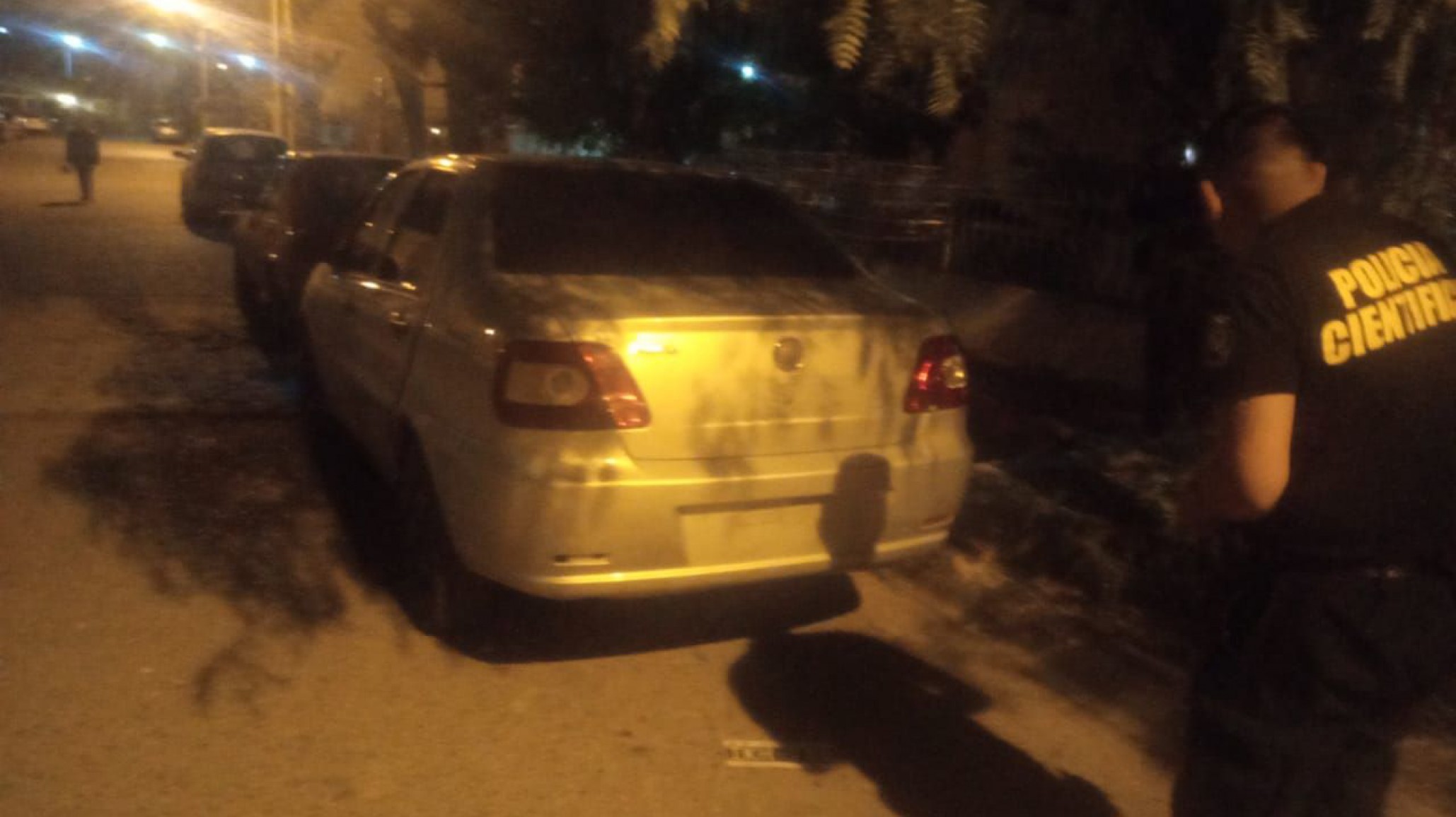 Un vecino envió un video a la policía y se pudo dar con un auto robado