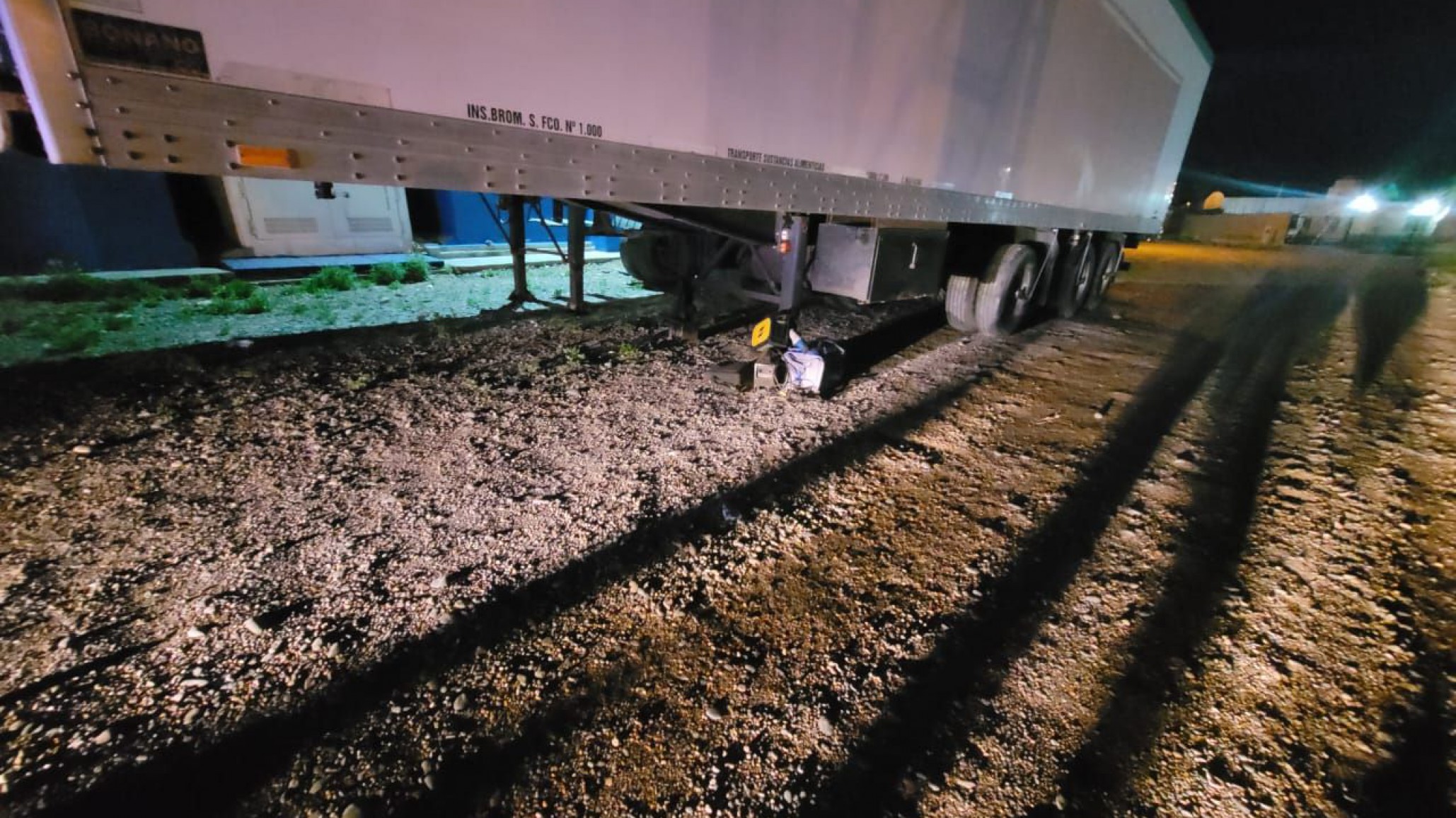 Los detuvo la policía y confesaron que ingresaron a robar a una pesquera