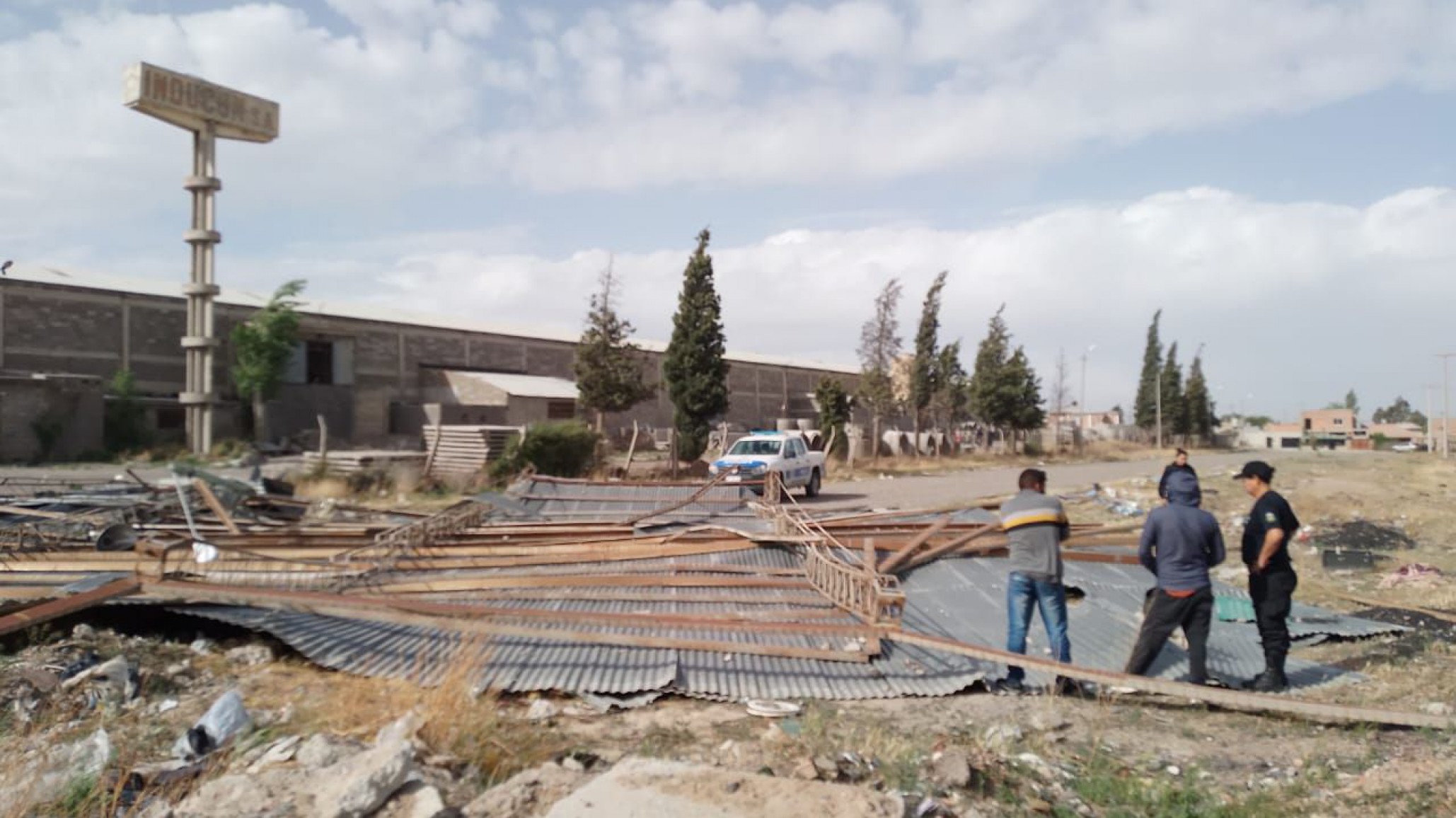 Chubut: ráfagas de viento de 100 km/h causaron estragos